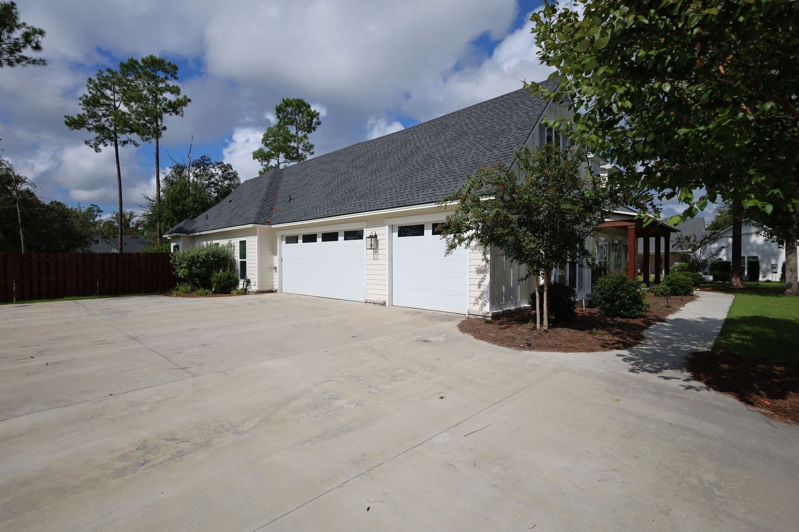 Valdosta House: 3962 Buckhorn Ridge
