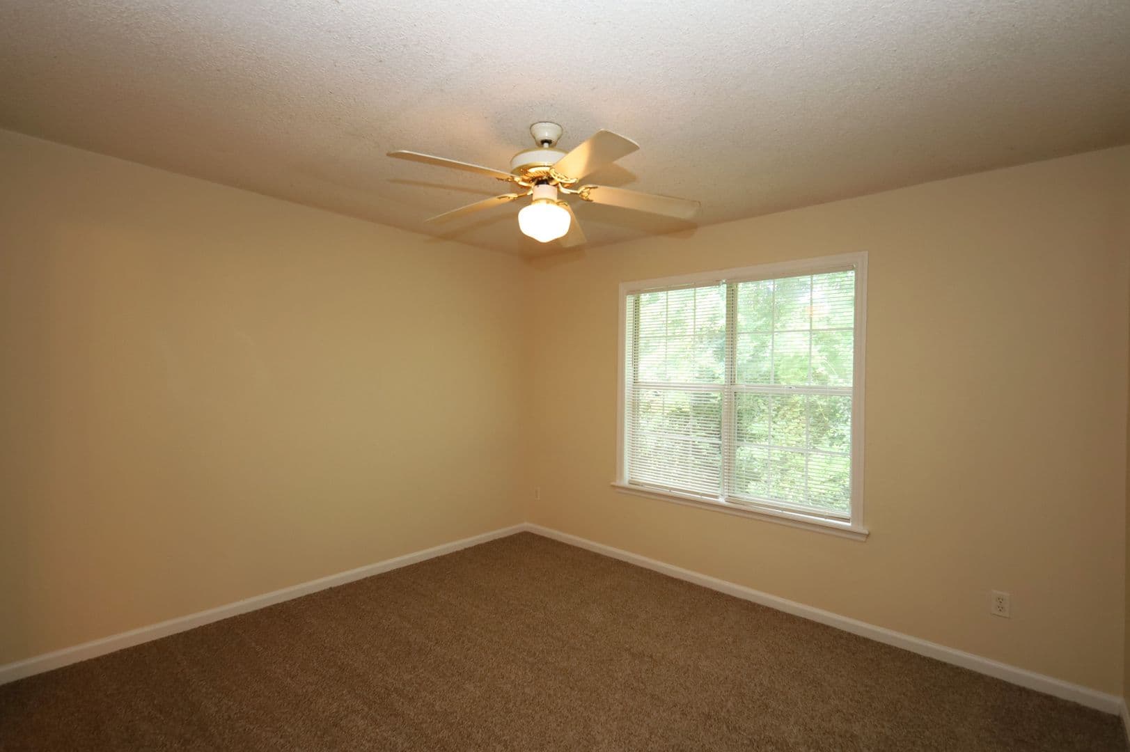 Valdosta Apartment: 2105 Baytree Road