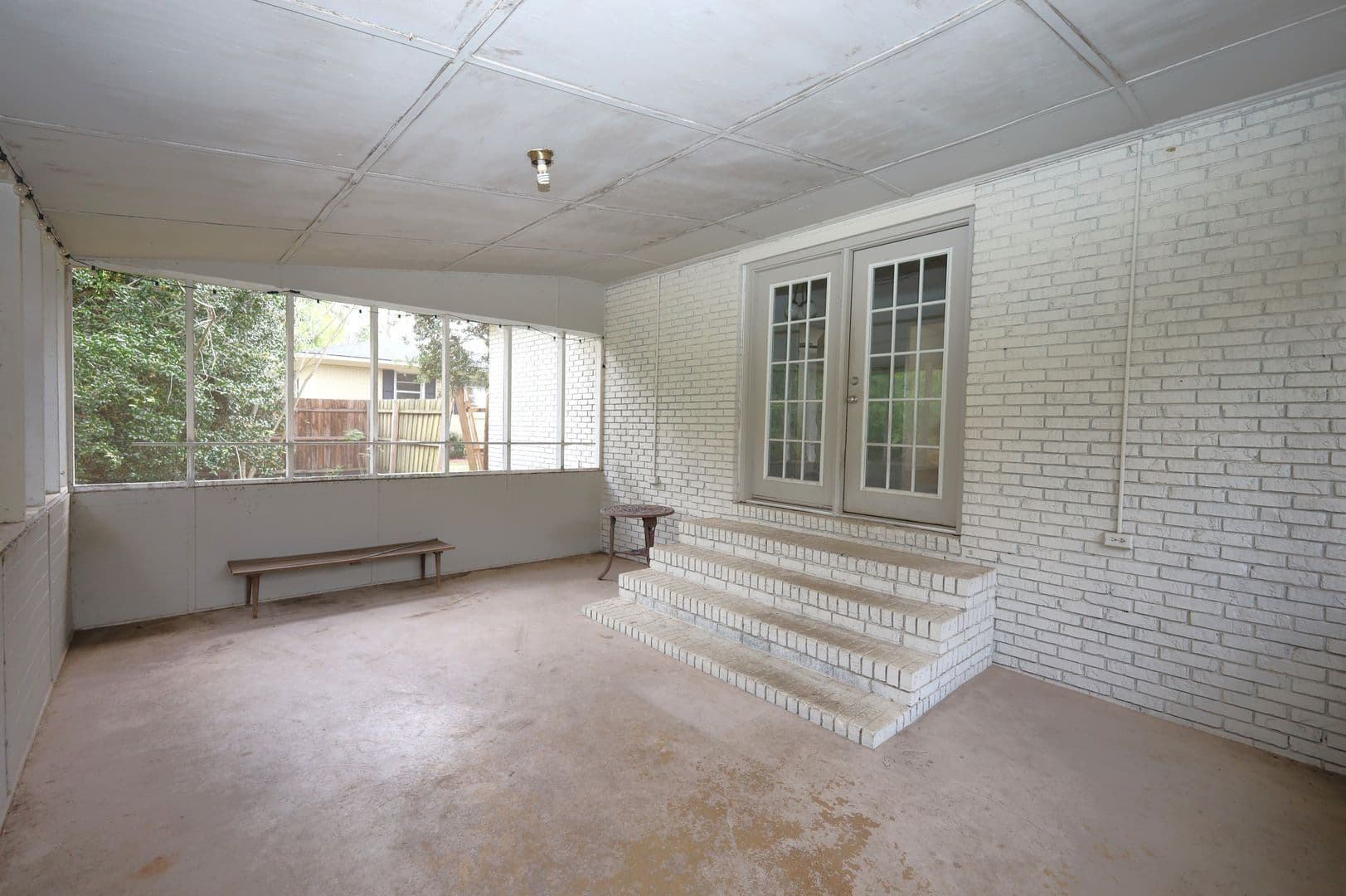 Hahira House: 609 East Stanfill Street***