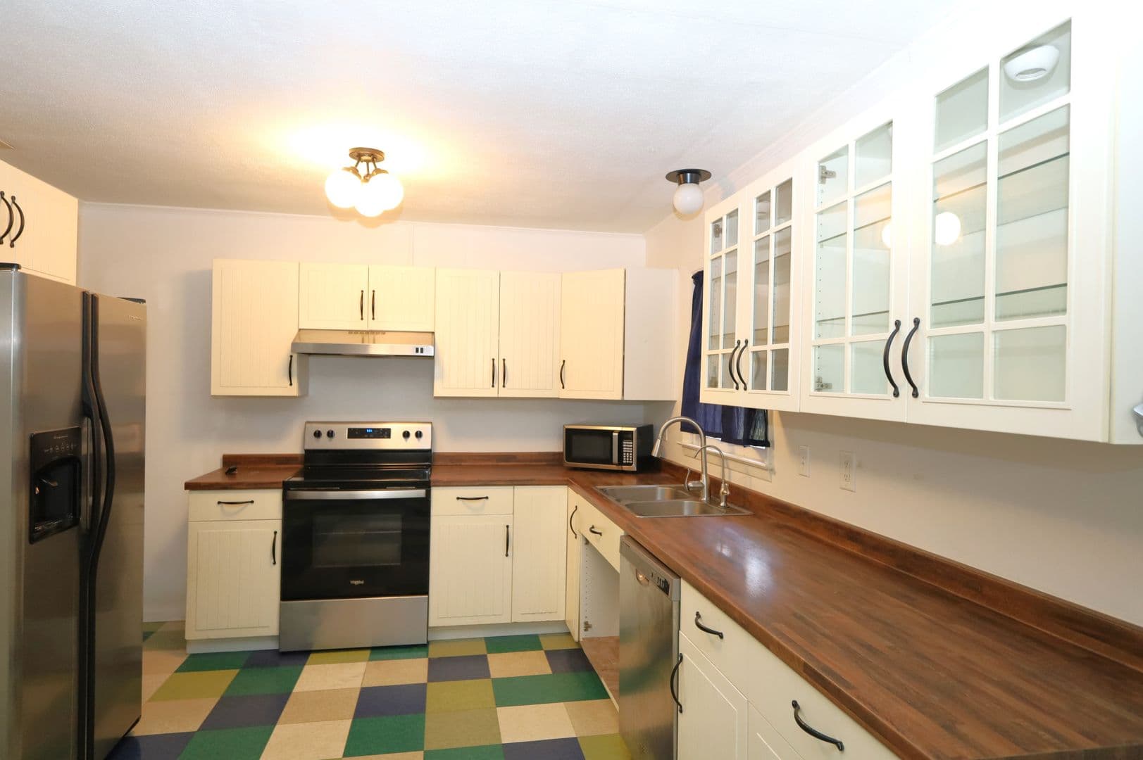 Hahira House: 609 East Stanfill Street***