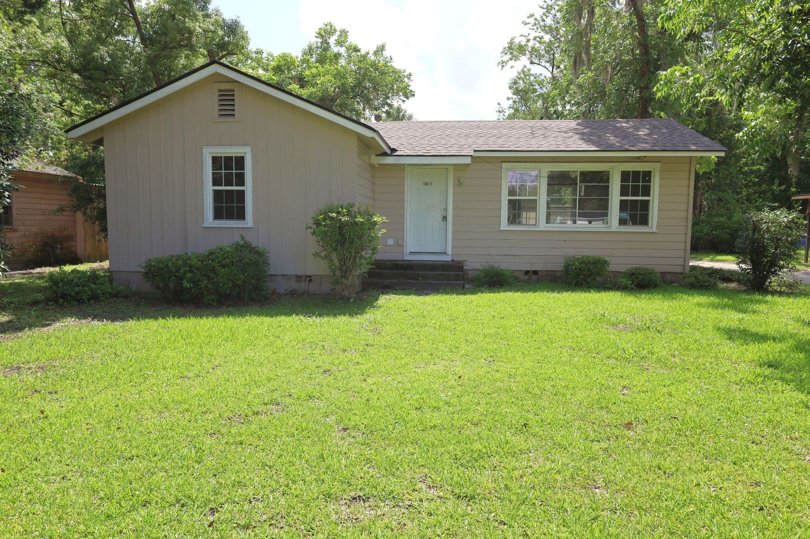 Valdosta House: 1706 N Lee Street
