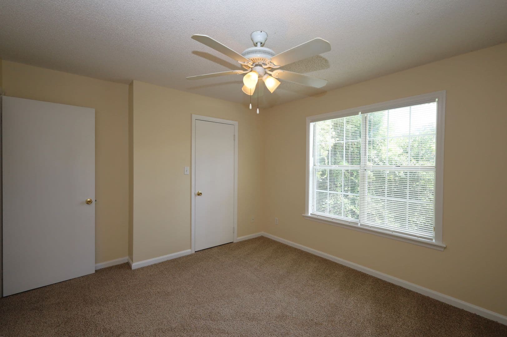 Valdosta Apartment: 2105 Baytree Road