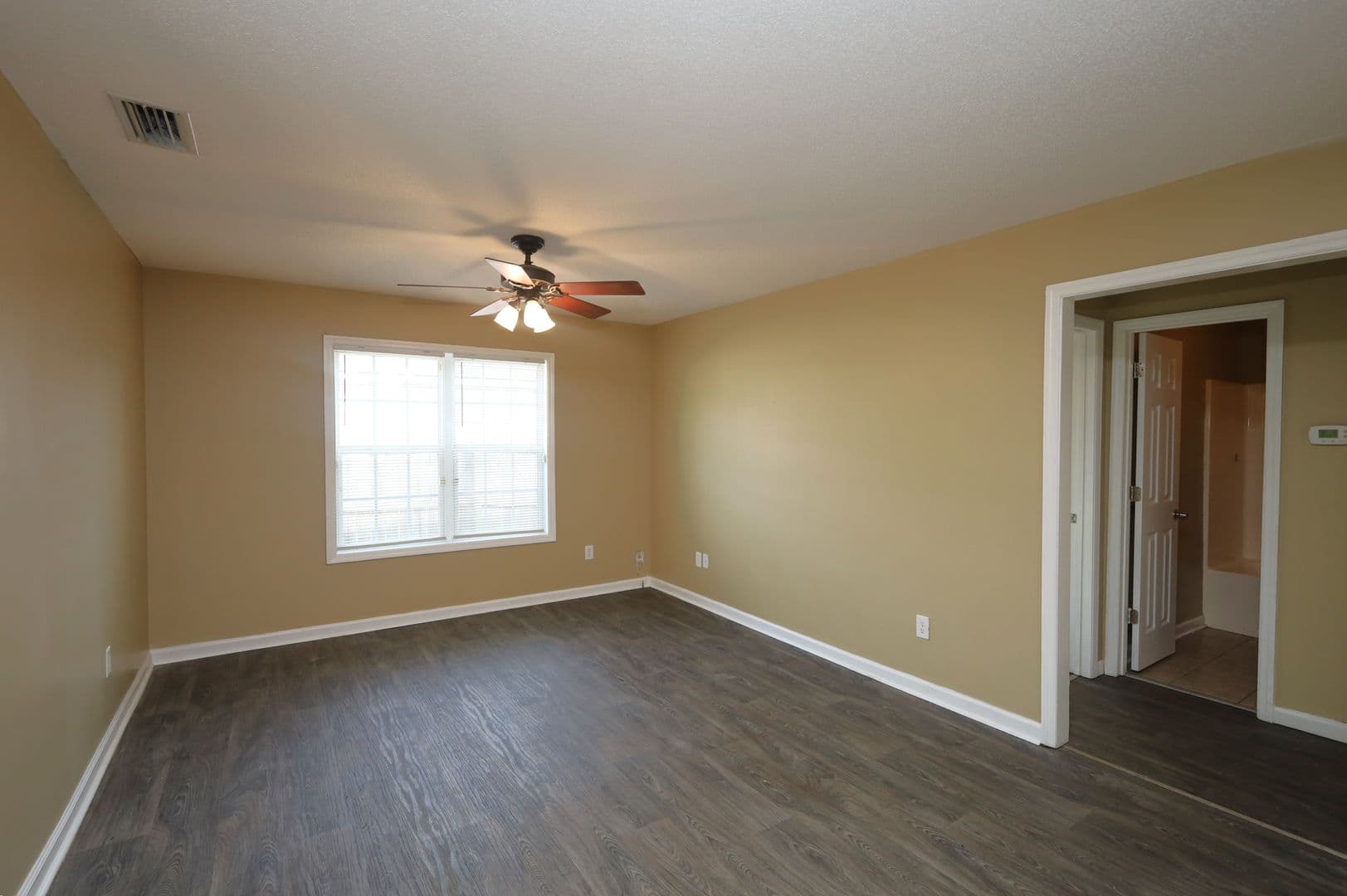 Valdosta Apartment: 1728 Eli PL