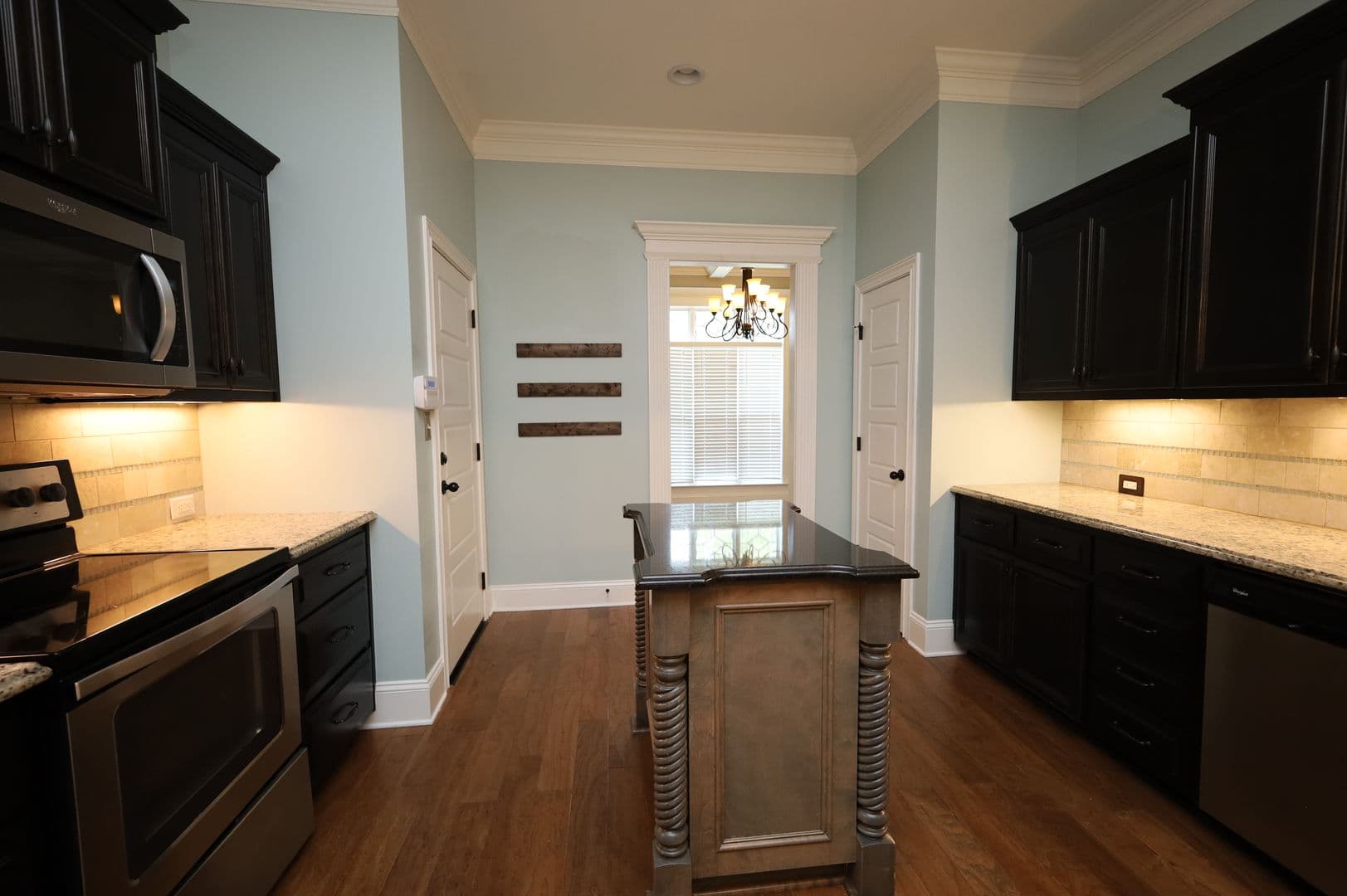 Hahira House: 743 Lawson Farms Road