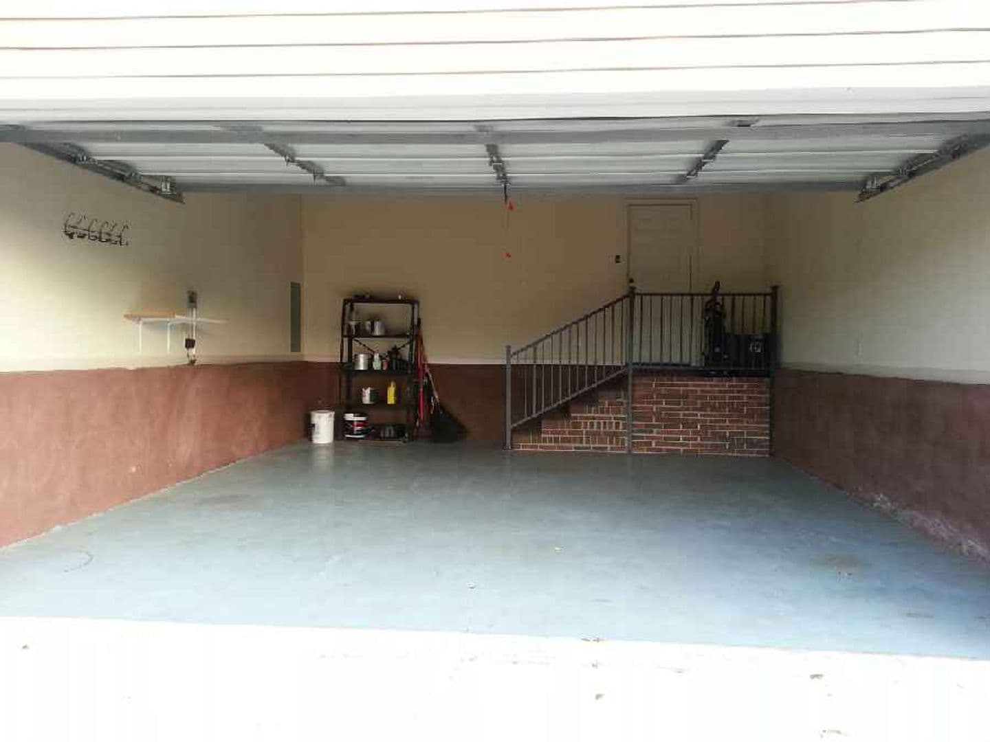Valdosta House: 3990 Rock Hollow