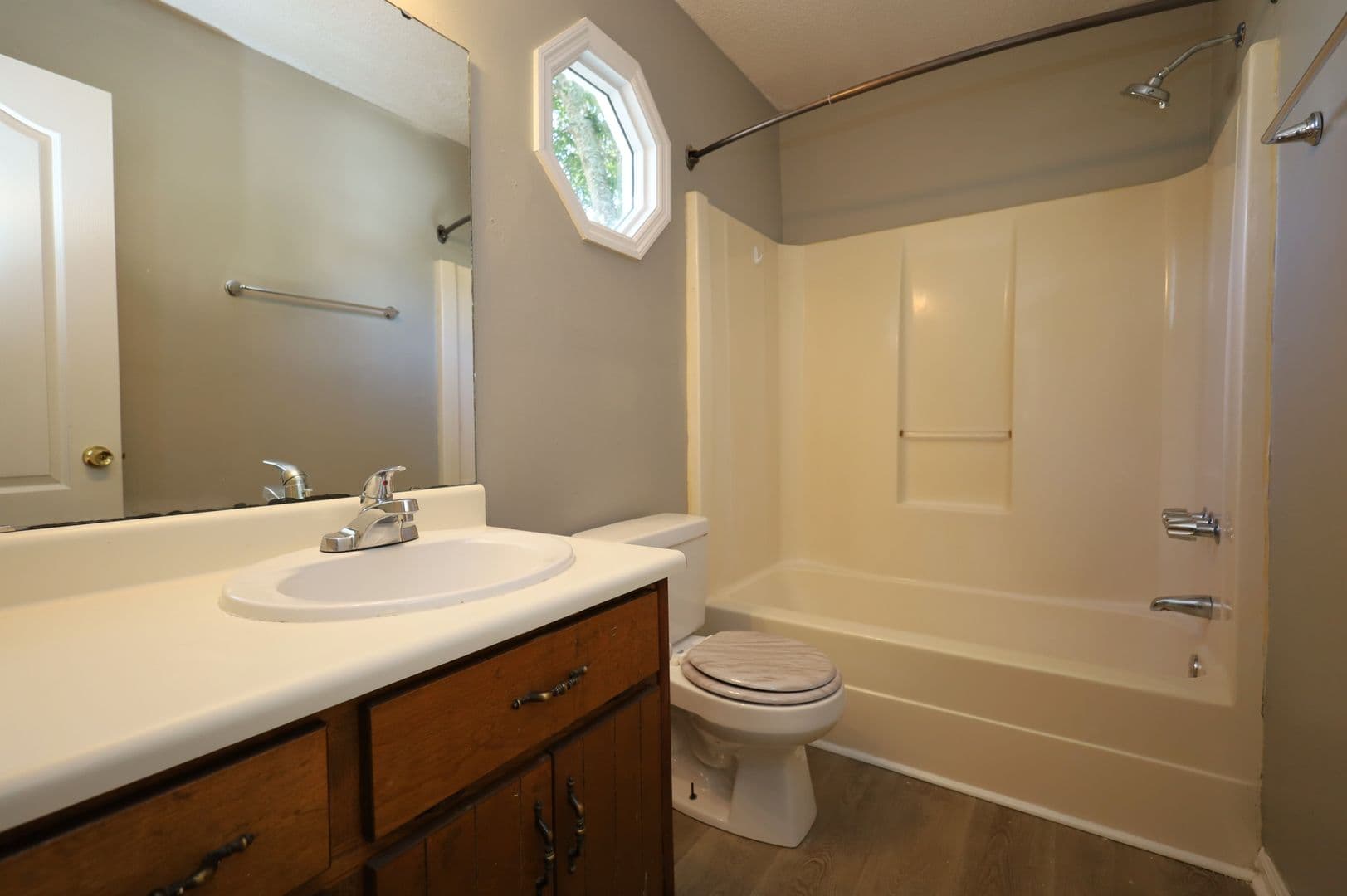 Valdosta House: 1332 Edgewood Drive