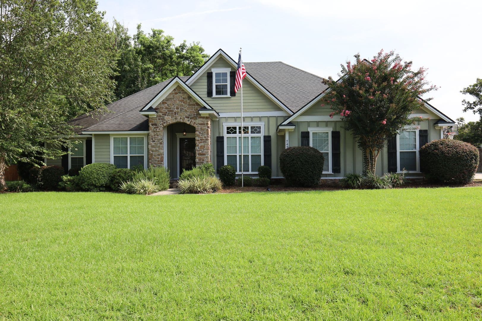 Hahira House: 743 Lawson Farms Road