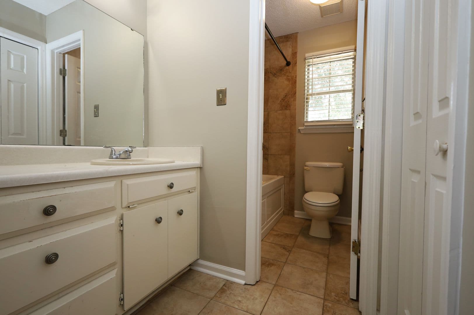 Valdosta House: 4116 Hamilton Circle