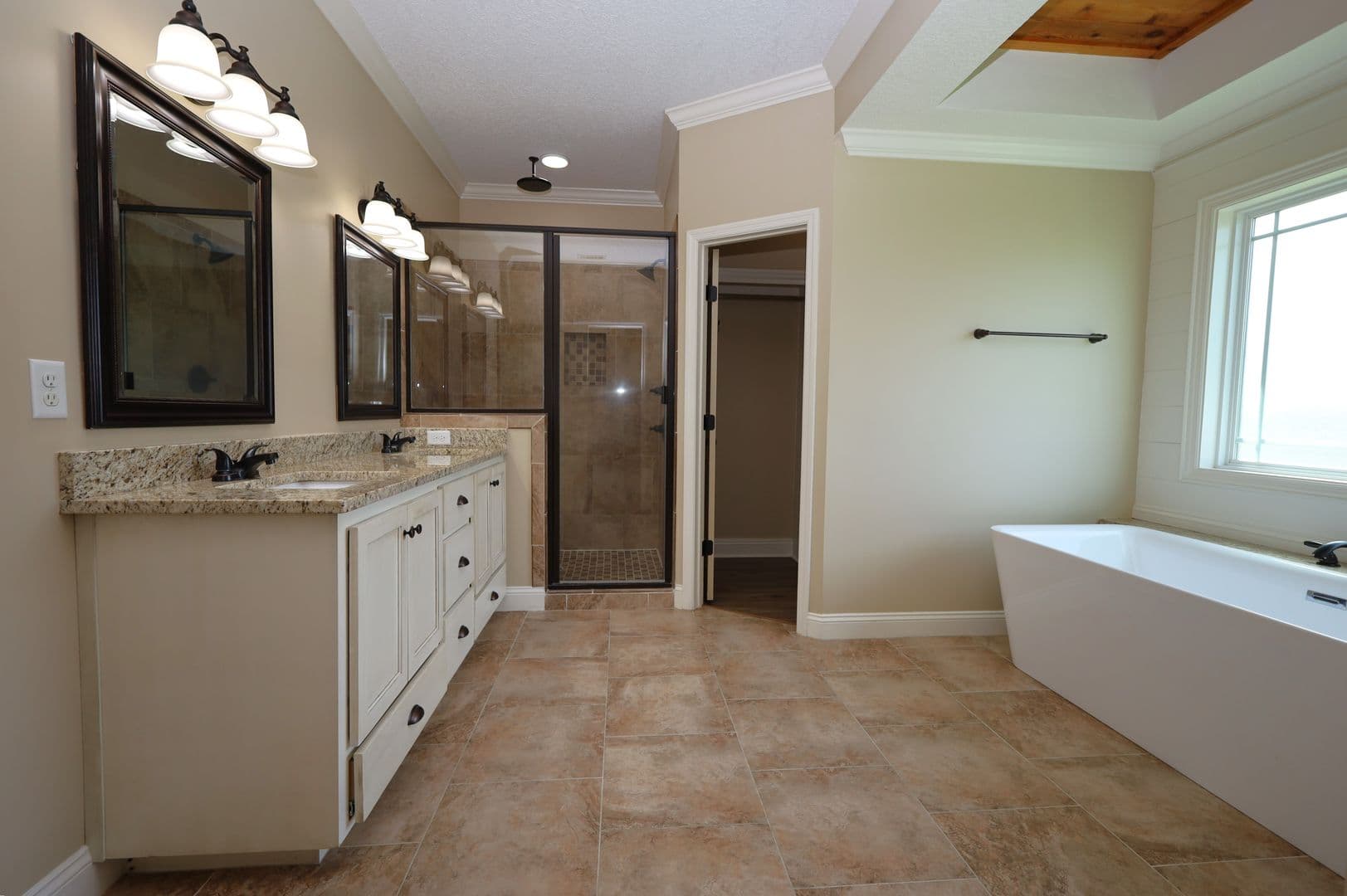 Valdosta House: 3905 Crusader Court