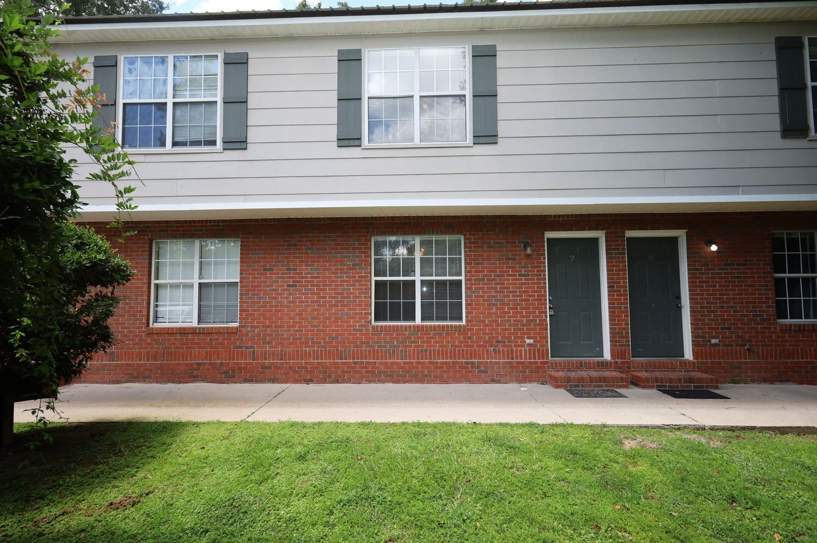 Valdosta Apartment: 2105 Baytree Road