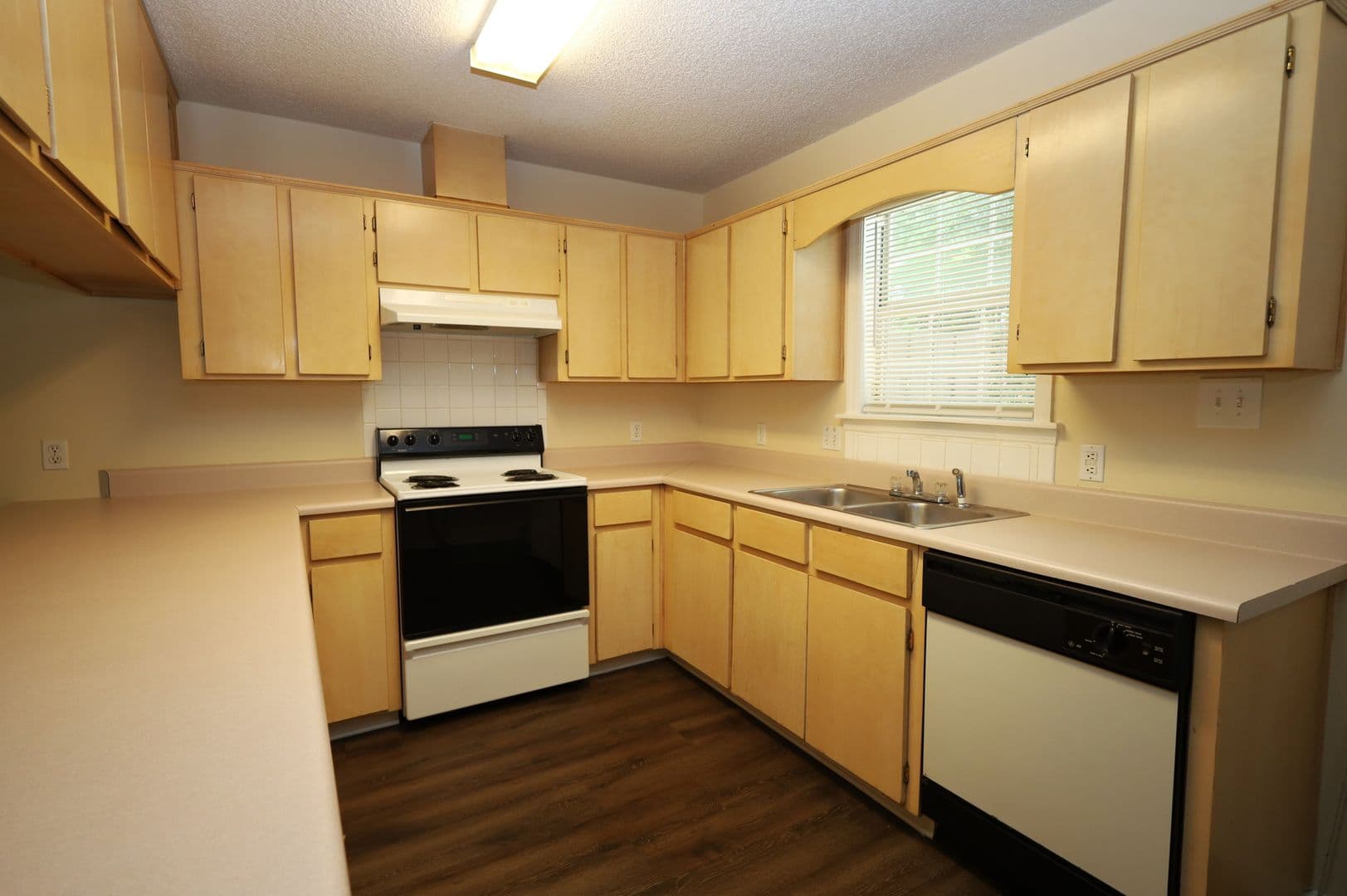 Valdosta Apartment: 2105 Baytree Road