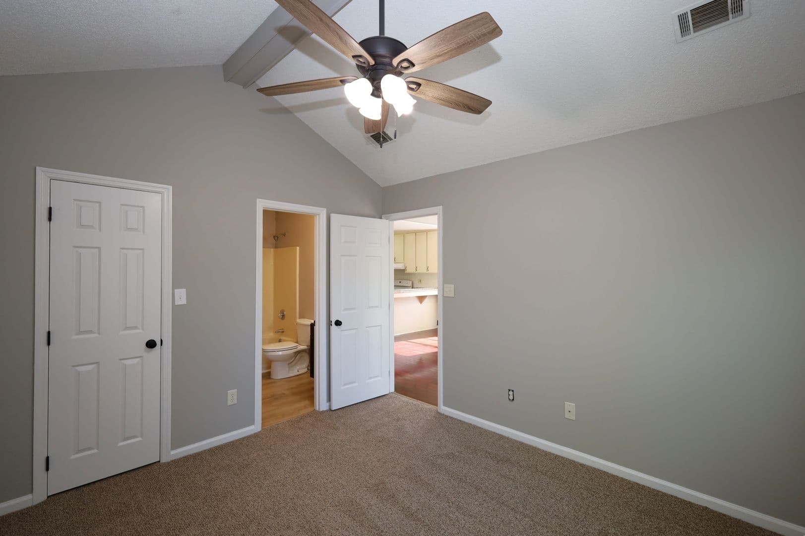 Valdosta House: 2747 Tyndall Drive