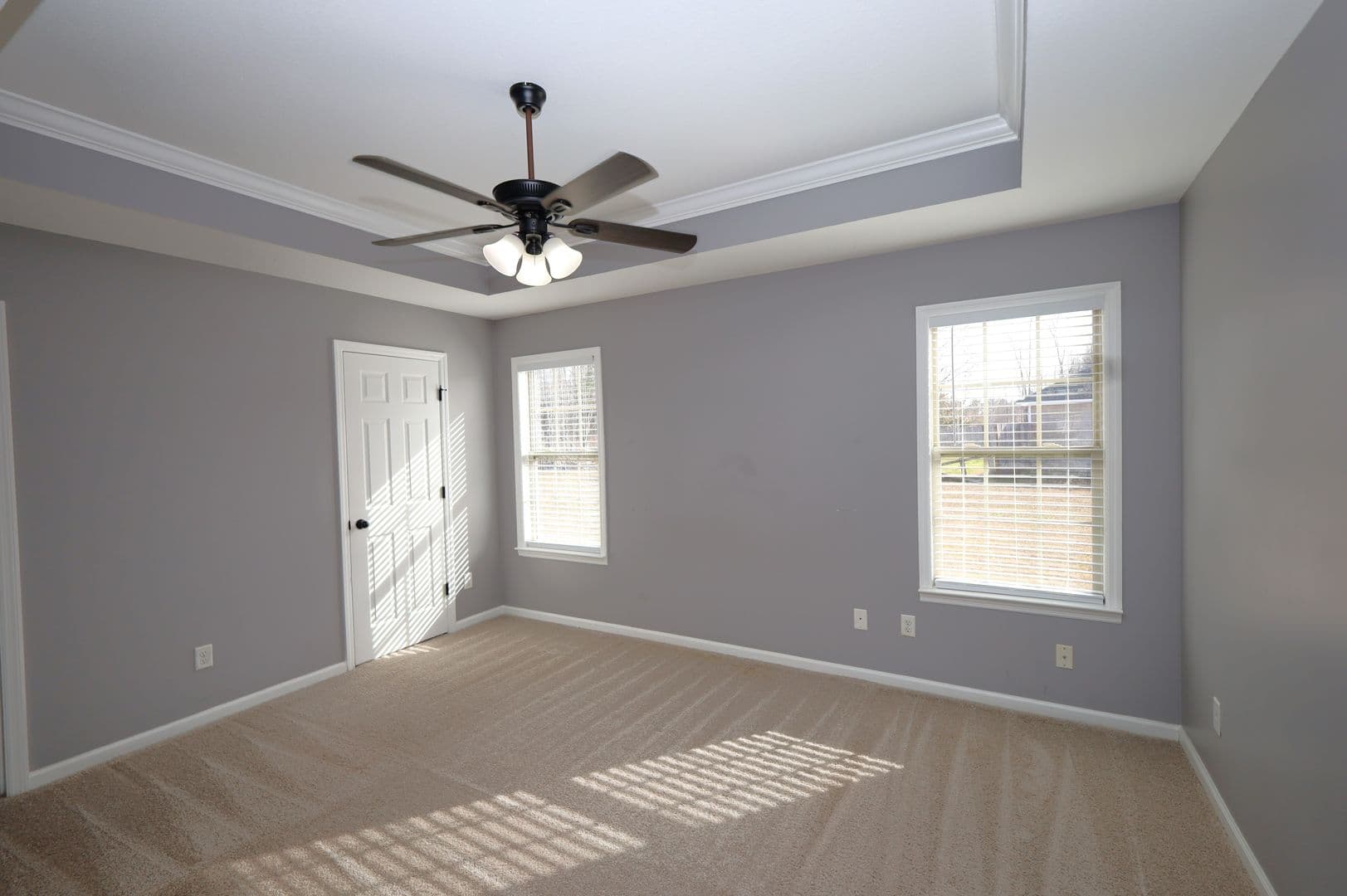Valdosta House: 1445 San Bernardino Way (HVP)