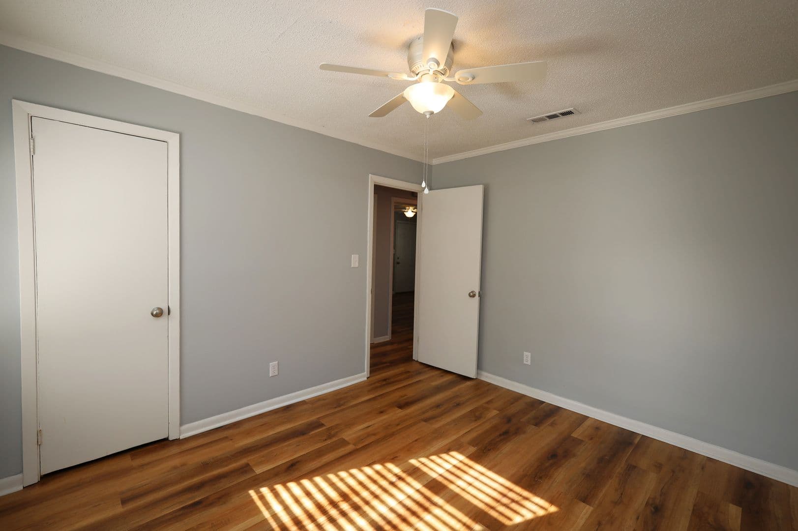 Valdosta House: 1709 Azalea Drive Unit B