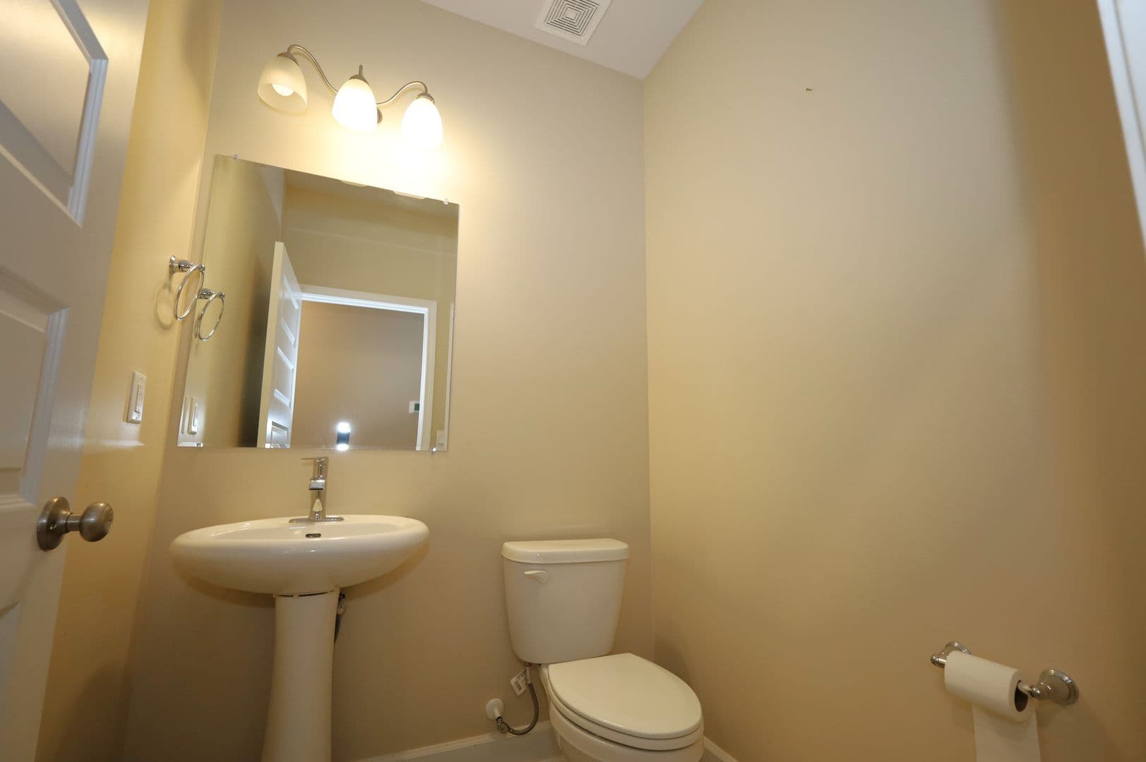 Hahira House: 2021 Tottenham Dr