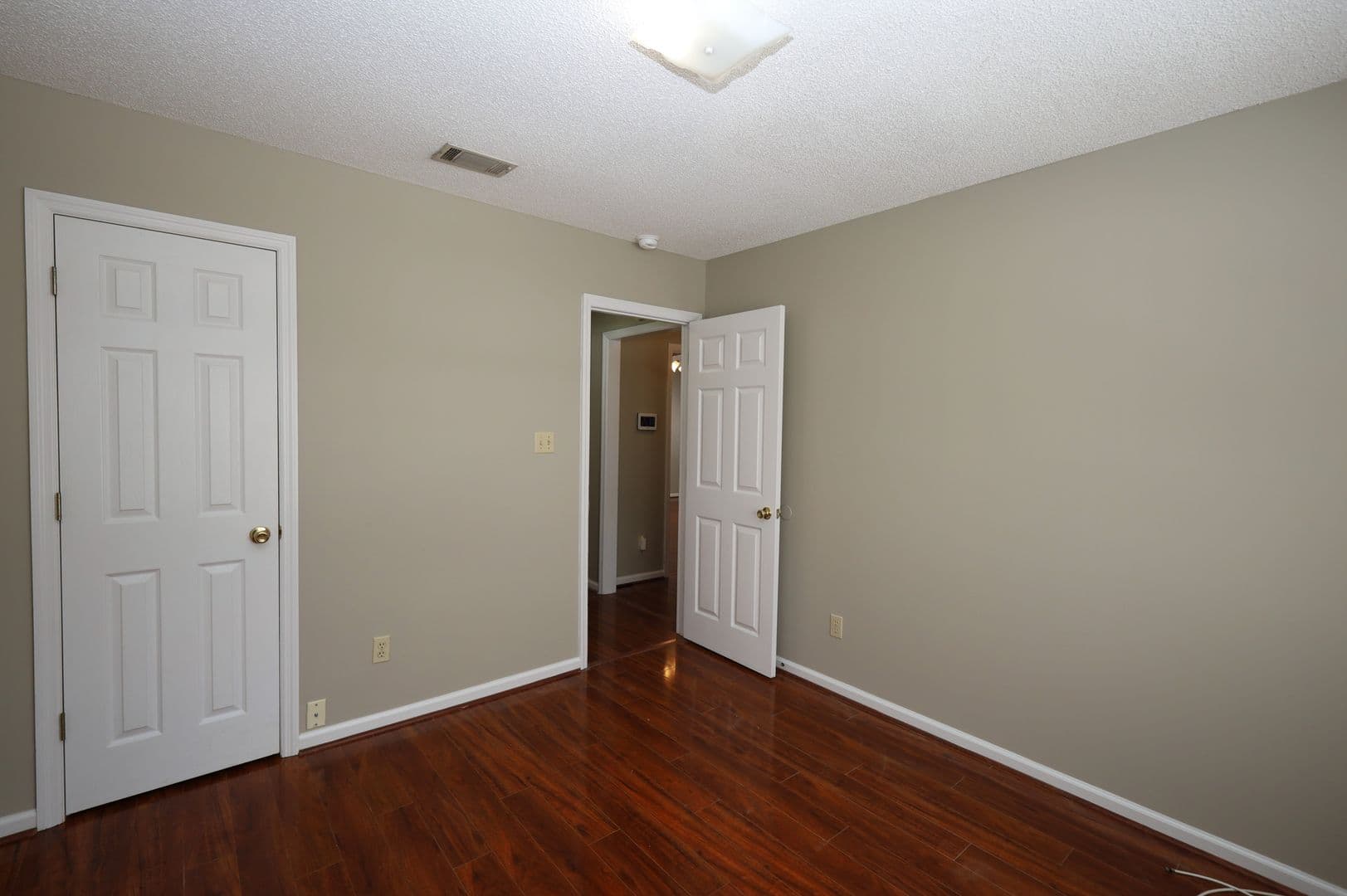 Valdosta House: 4116 Hamilton Circle
