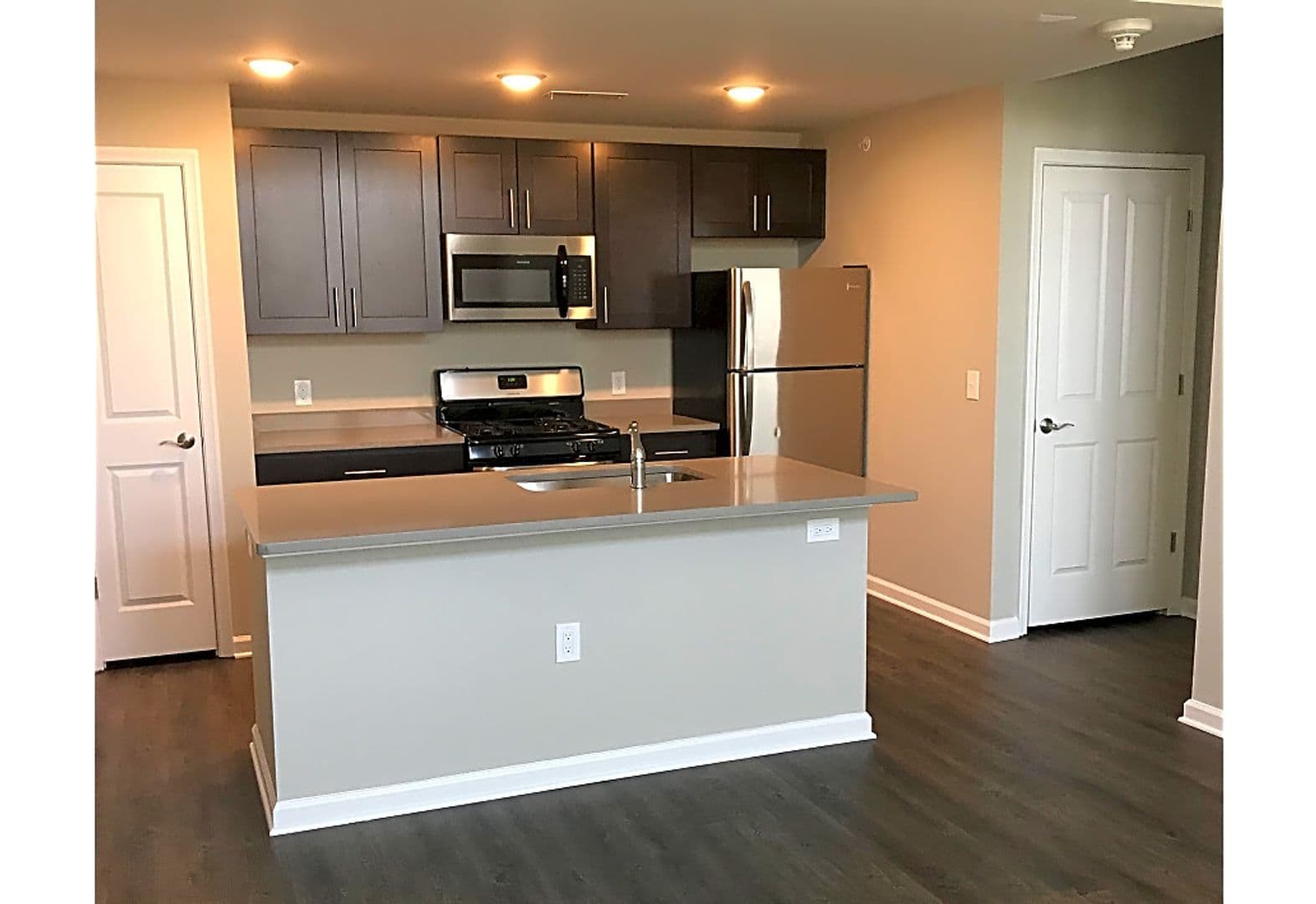 Trenton Apartment: 650 Strawberry Street