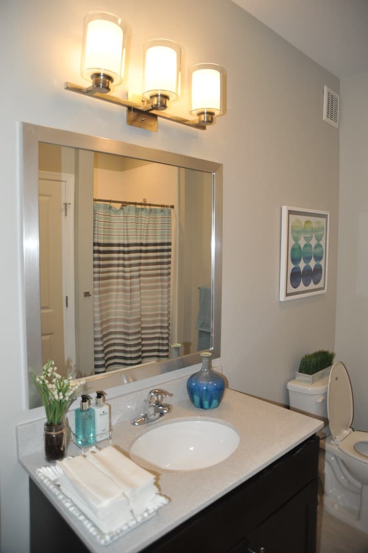 Ewing Apartment: 1573 Parkside Avenue
