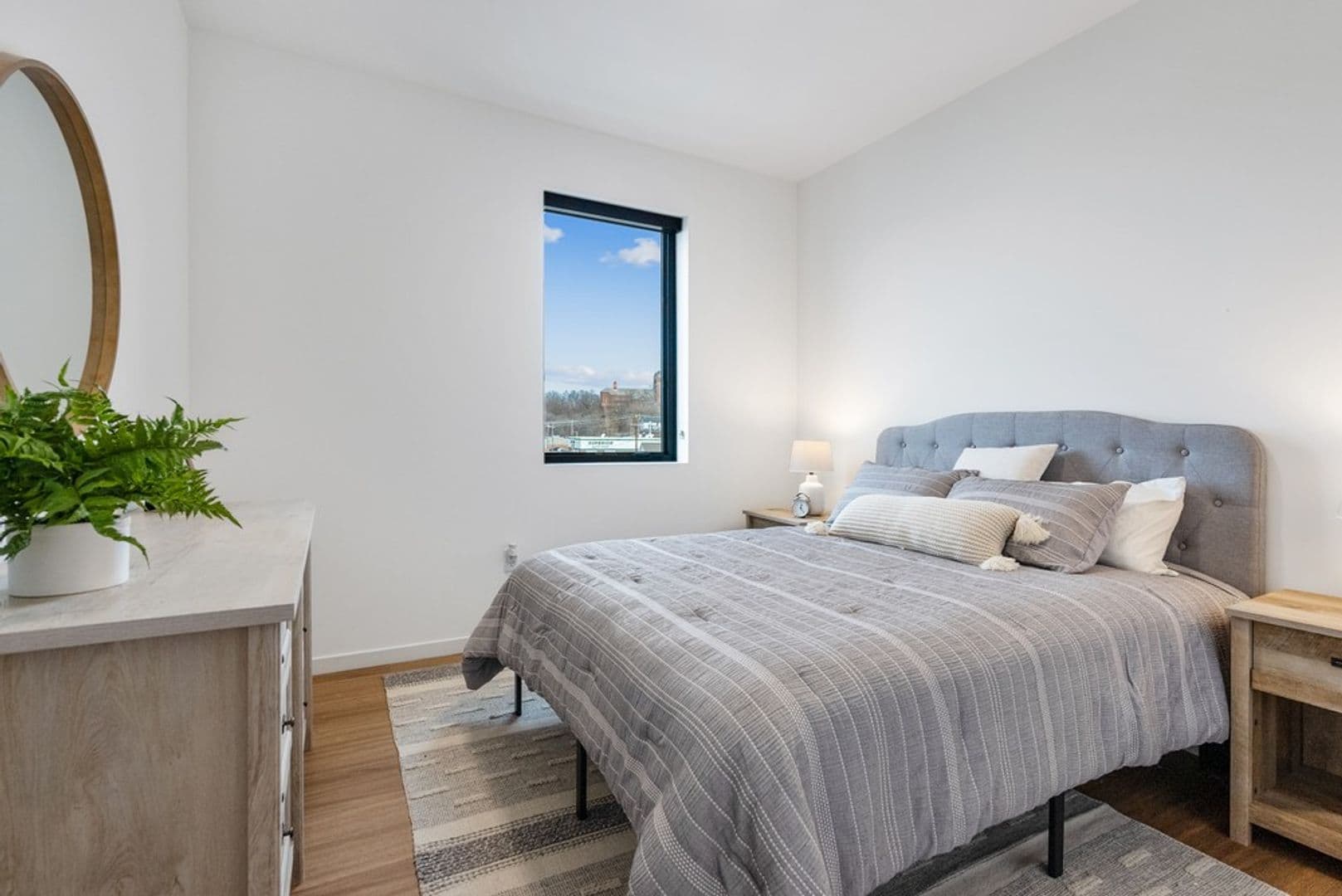 Eau Claire Apartment: 100 N Farwell Street