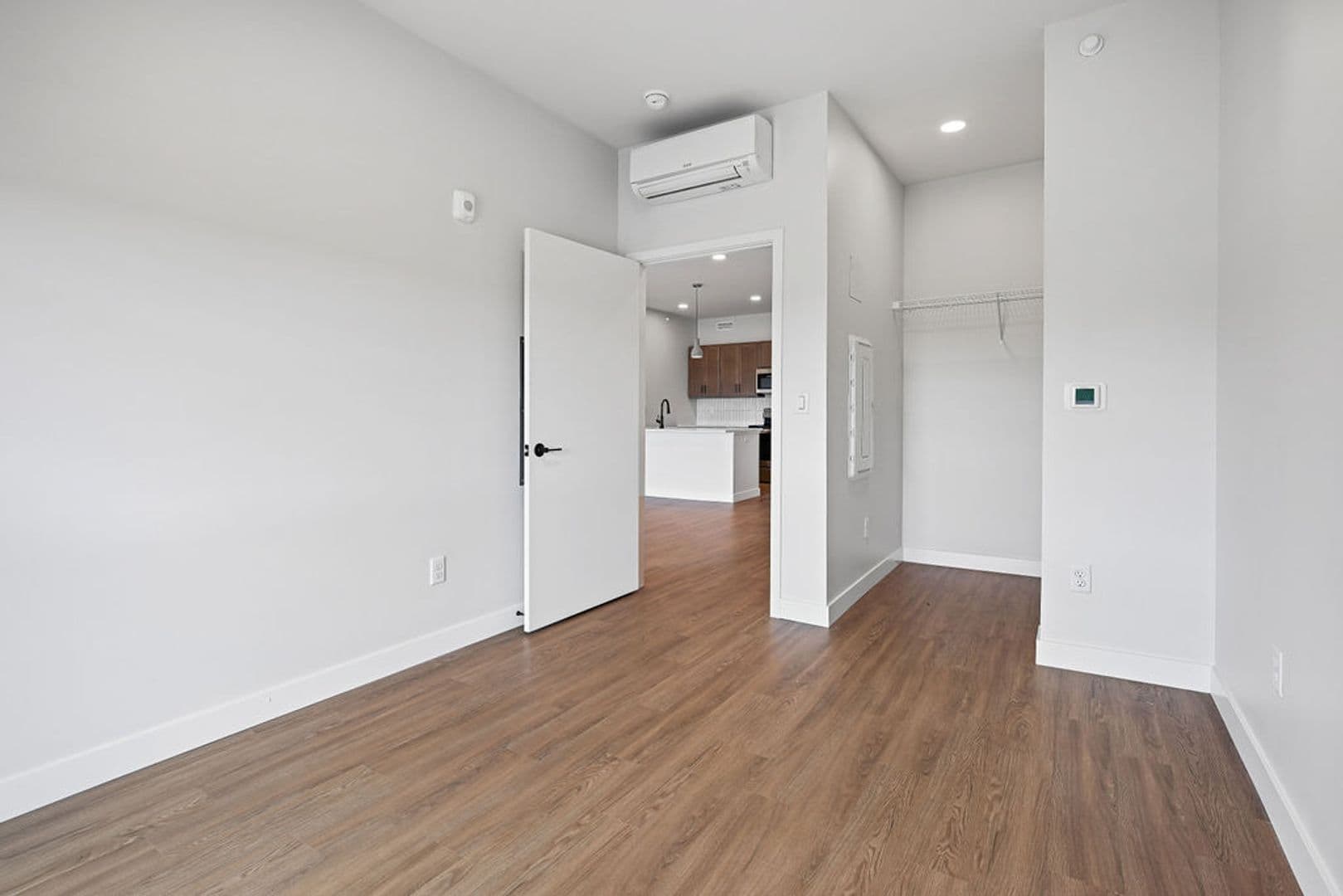 Appleton Apartment: 115 E. Washington St.