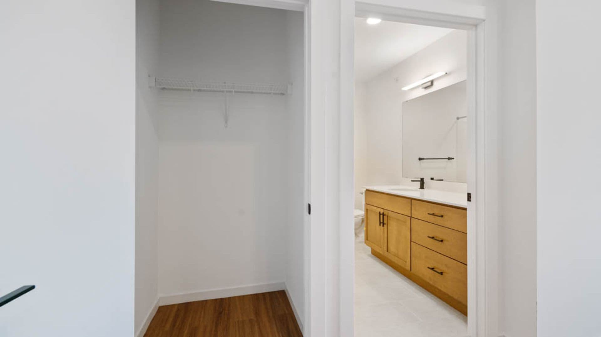 Eau Claire Apartment: 100 N Farwell Street