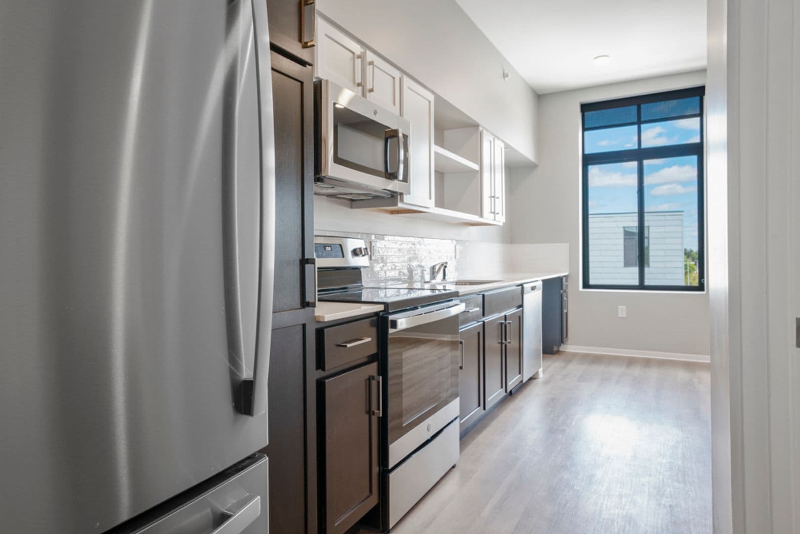 Stevens Point Apartment: 1020 Centerpoint Drive