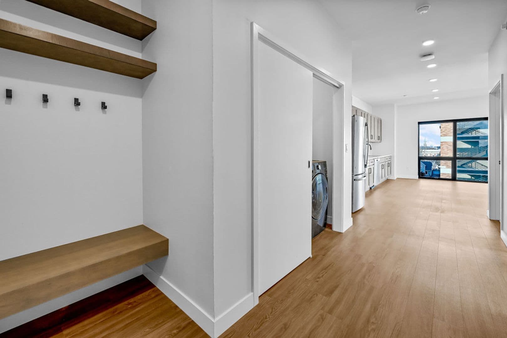 Appleton Apartment: 115 E. Washington St.