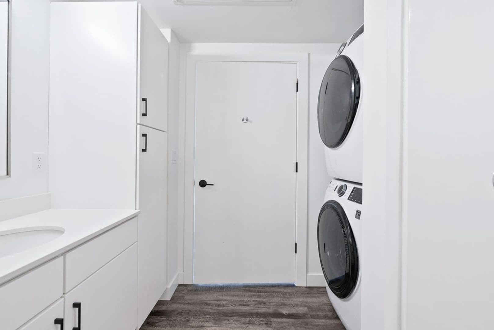 Oshkosh Apartment: 155 Jackson Street