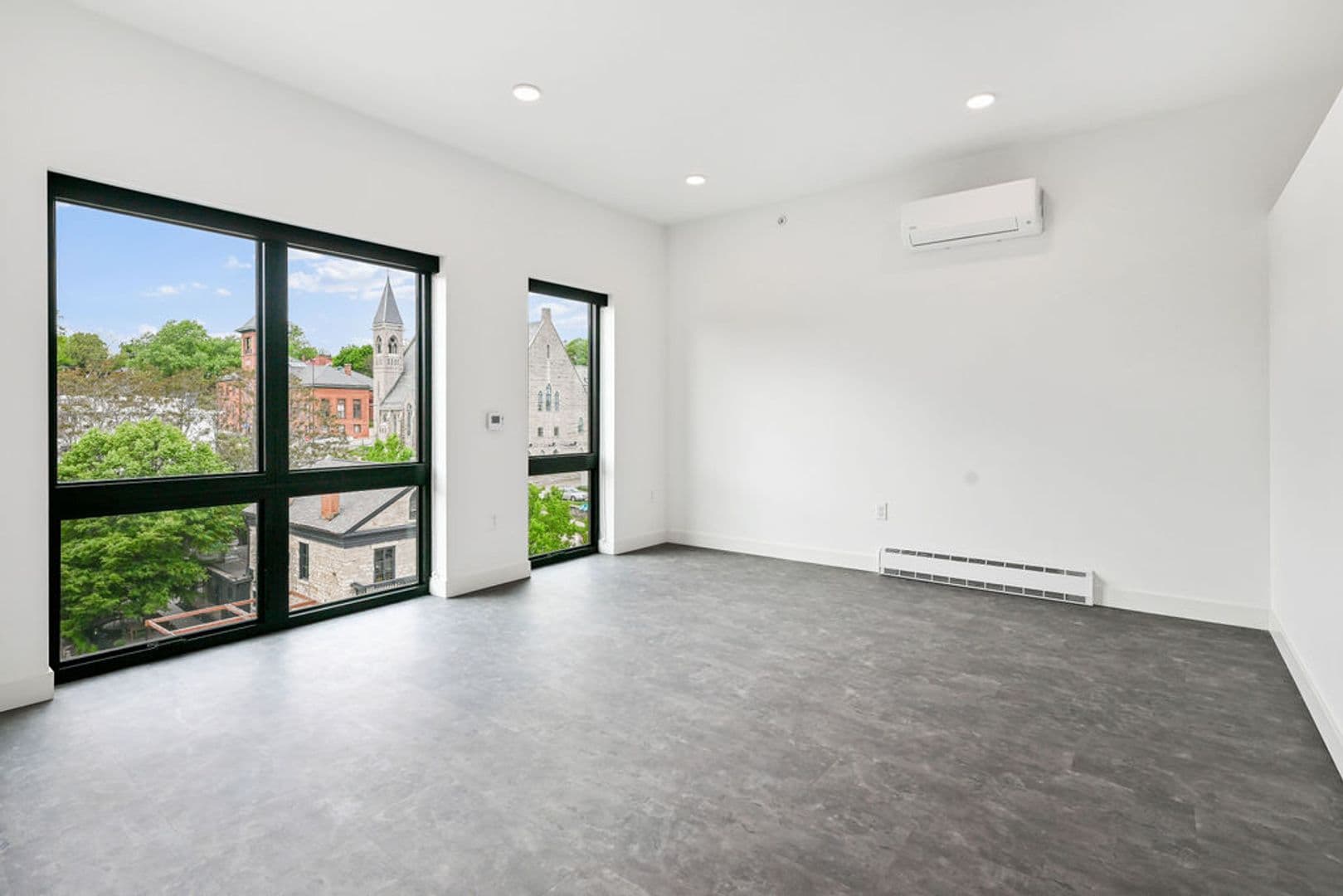 Burlington Apartment: 424 North 3rd Street