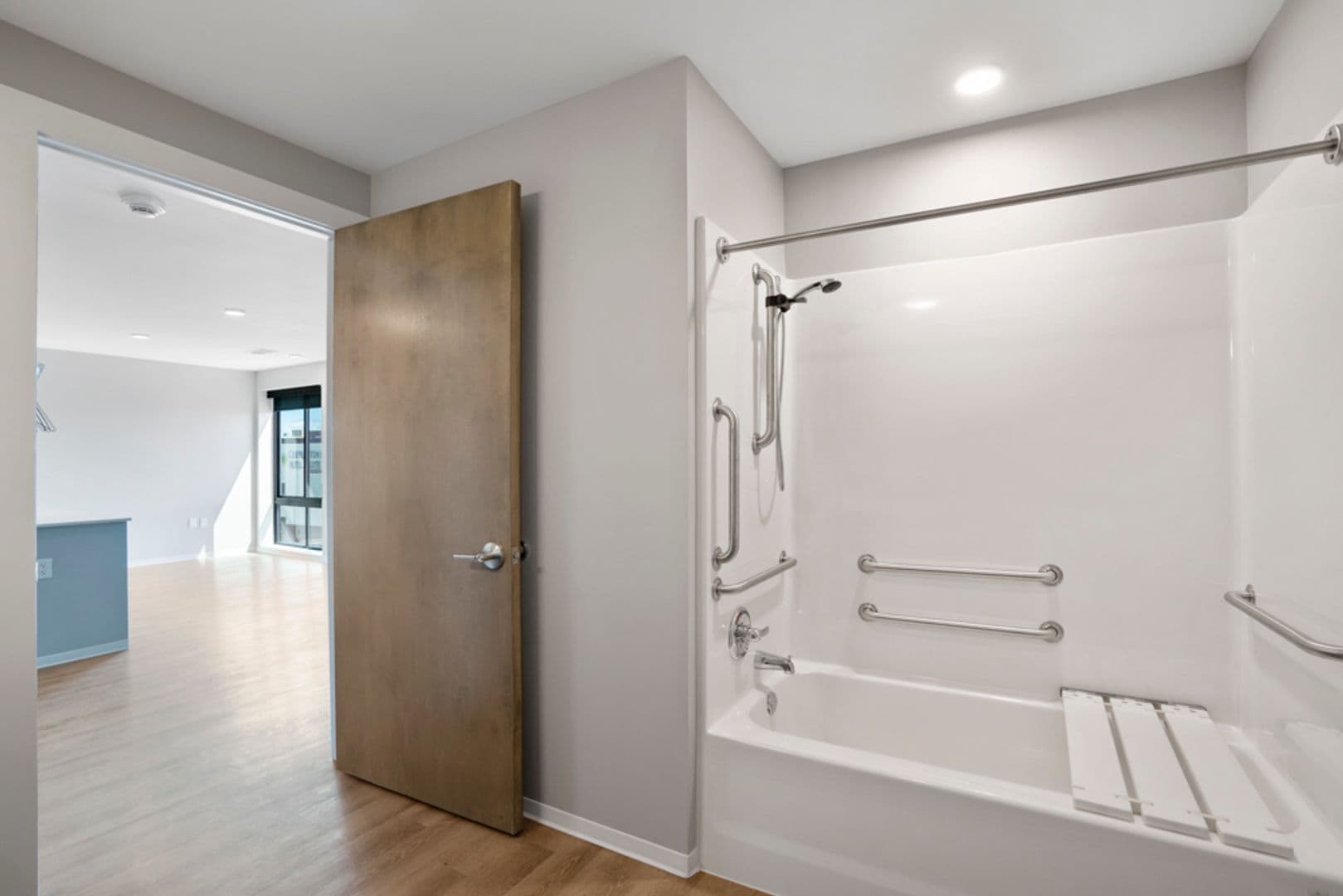 Stevens Point Apartment: 1020 Centerpoint Drive