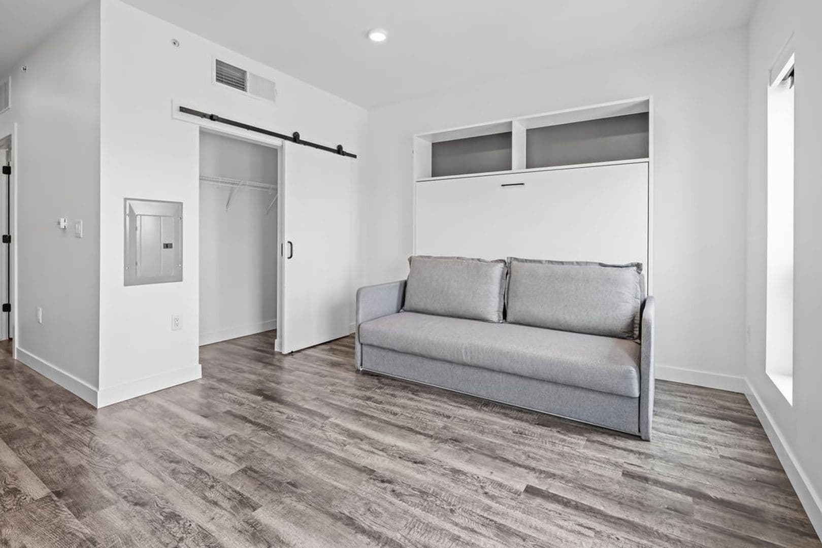 Oshkosh Apartment: 155 Jackson Street
