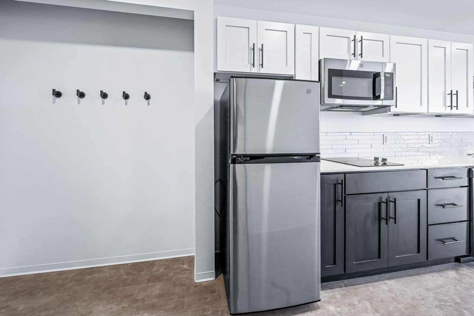 Stevens Point Apartment: 1020 Centerpoint Drive