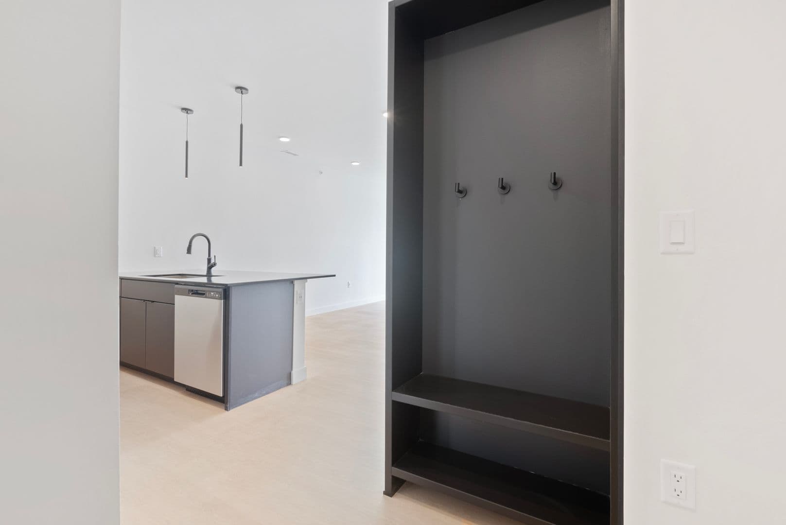 Oshkosh Apartment: 417 Marion Road