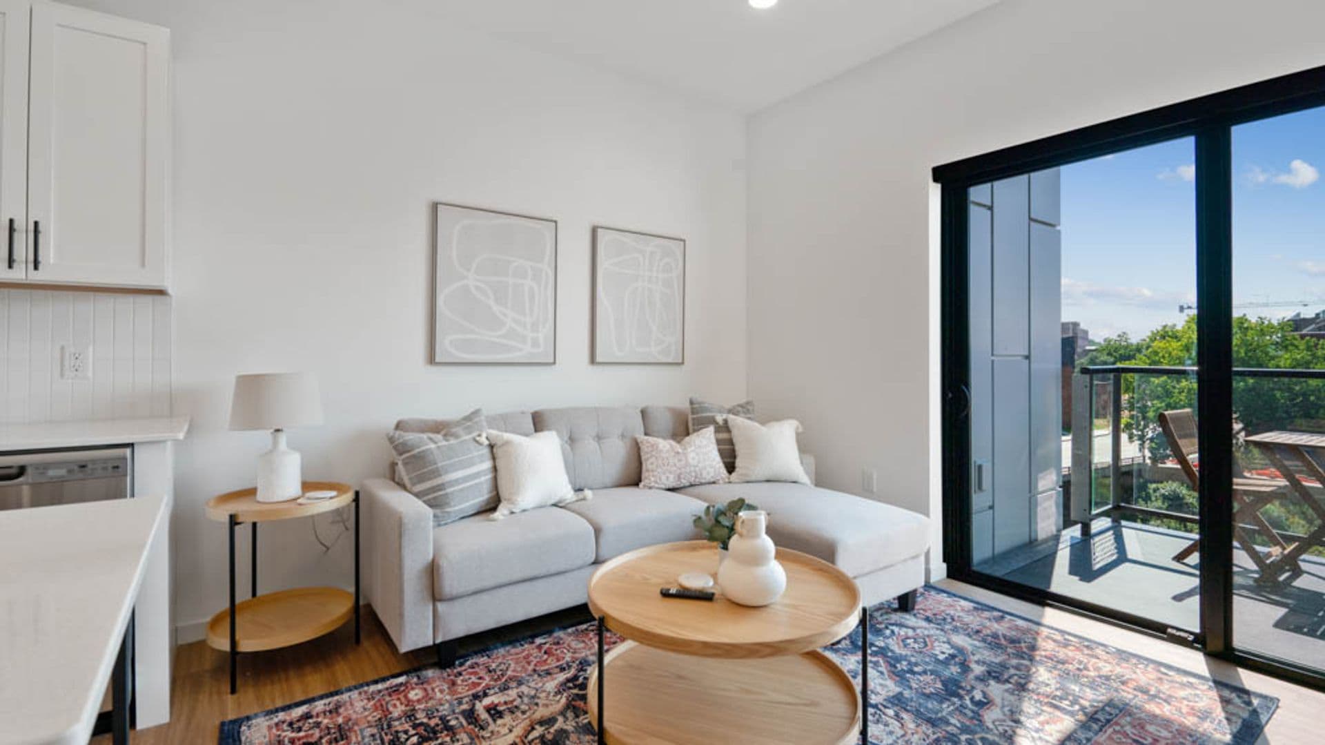 Eau Claire Apartment: 100 N Farwell Street