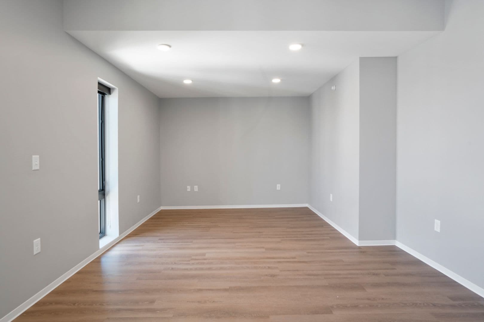Stevens Point Apartment: 1020 Centerpoint Drive