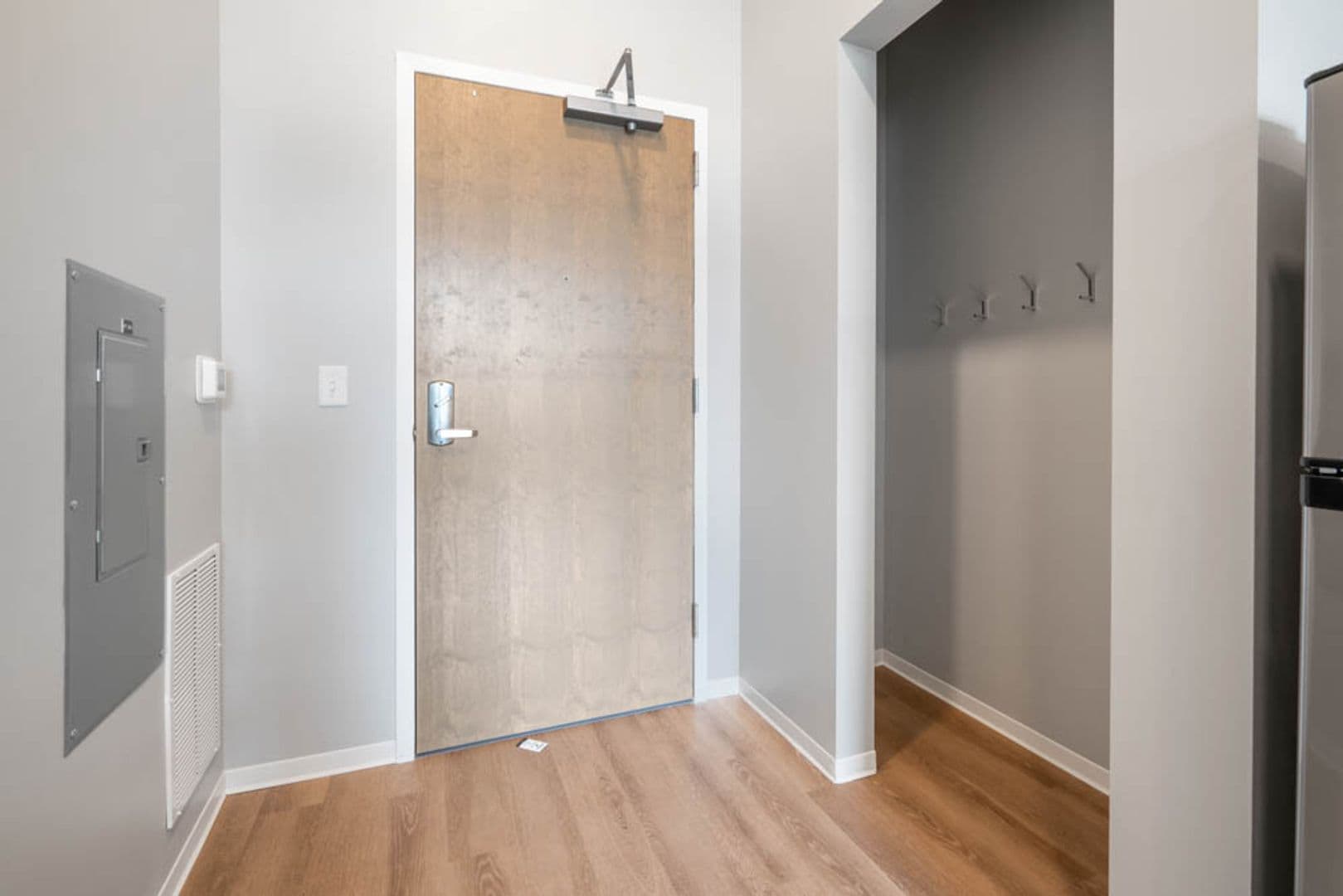 Stevens Point Apartment: 1020 Centerpoint Drive