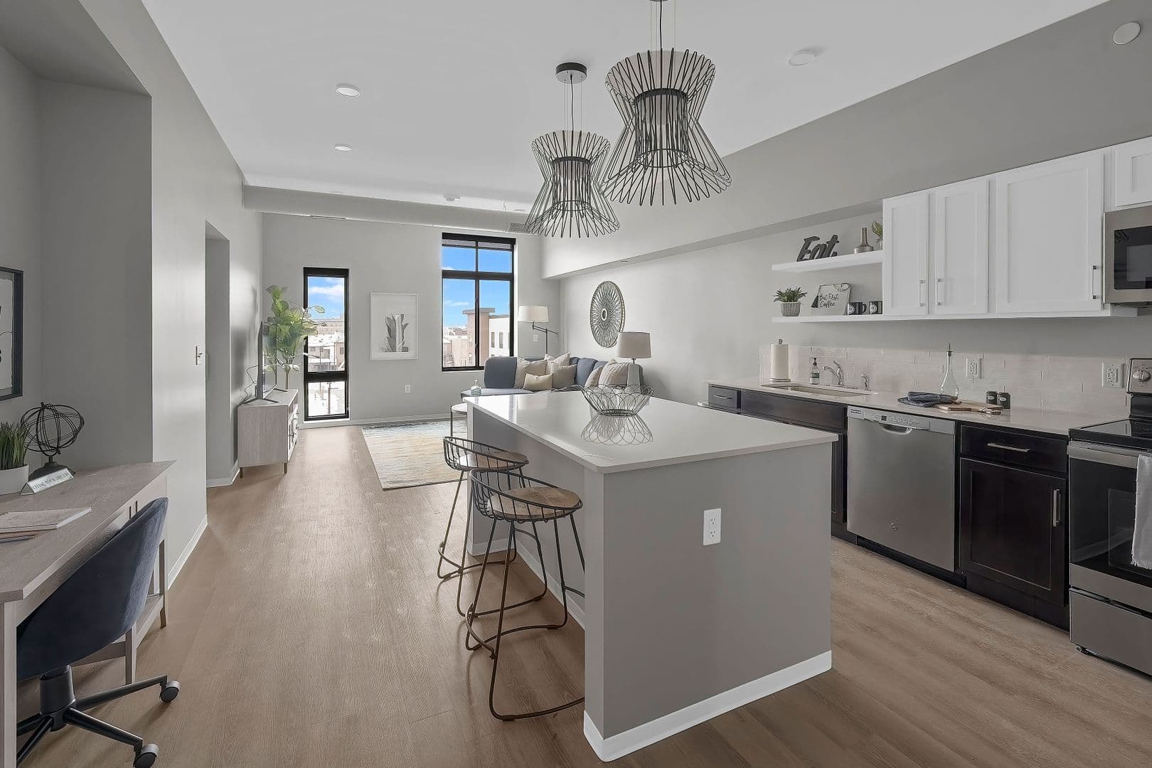 Stevens Point Apartment: 1020 Centerpoint Drive