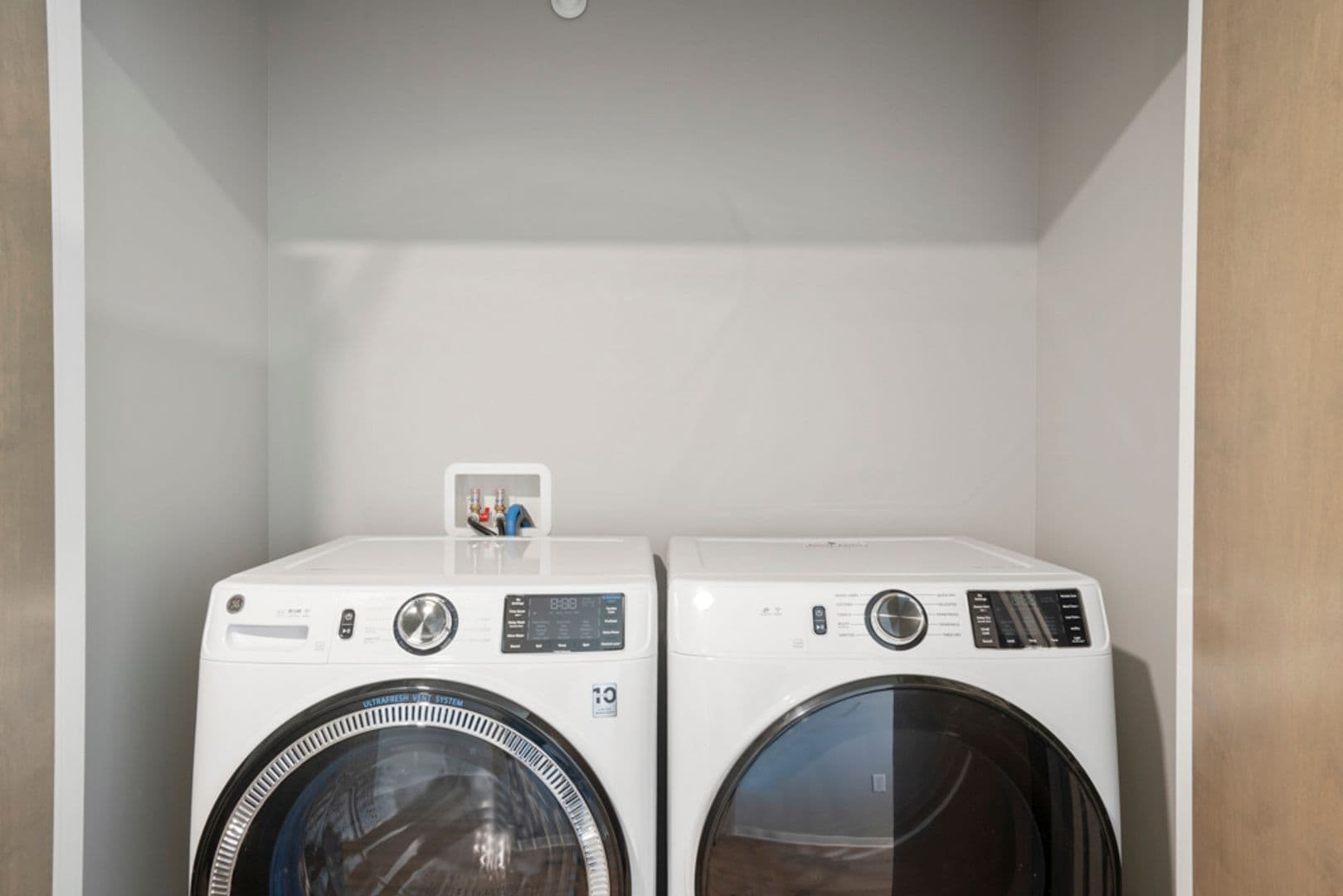 Stevens Point Apartment: 1020 Centerpoint Drive