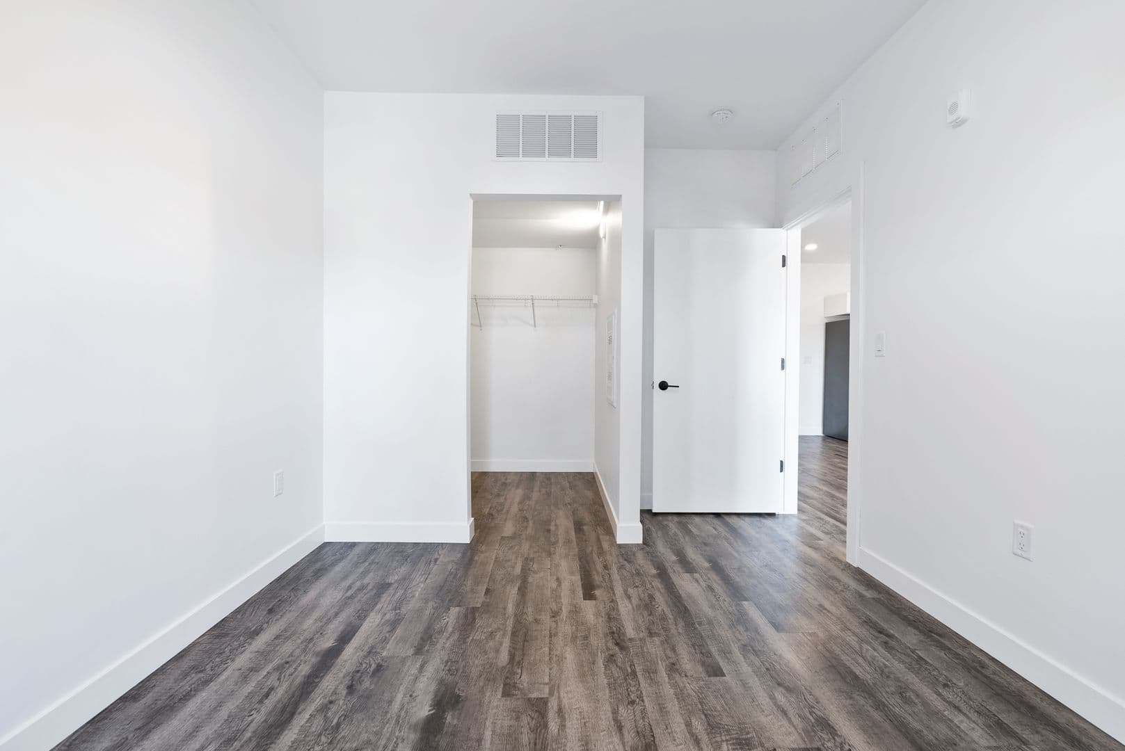 Oshkosh Apartment: 155 Jackson Street