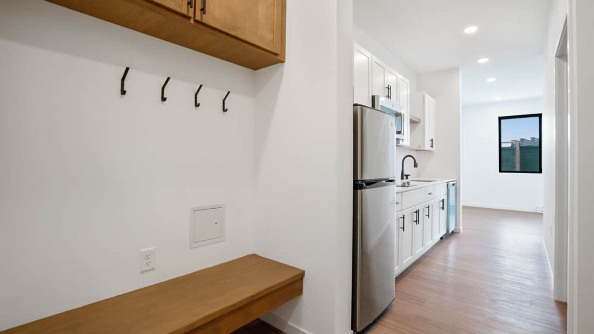 Eau Claire Apartment: 100 N Farwell Street