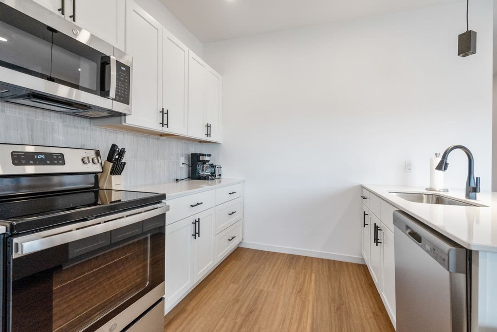 Eau Claire Apartment: 100 N Farwell Street