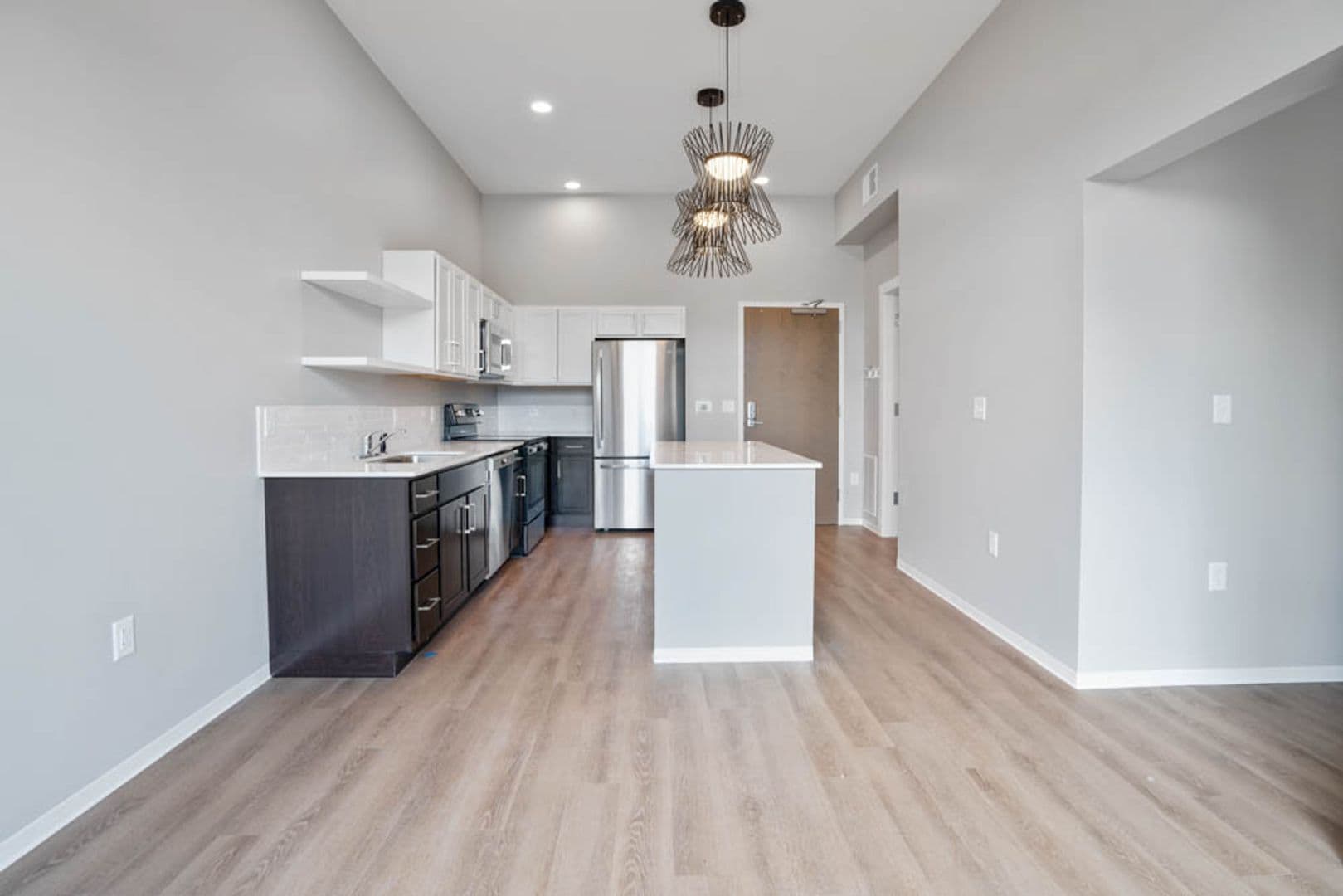 Stevens Point Apartment: 1020 Centerpoint Drive
