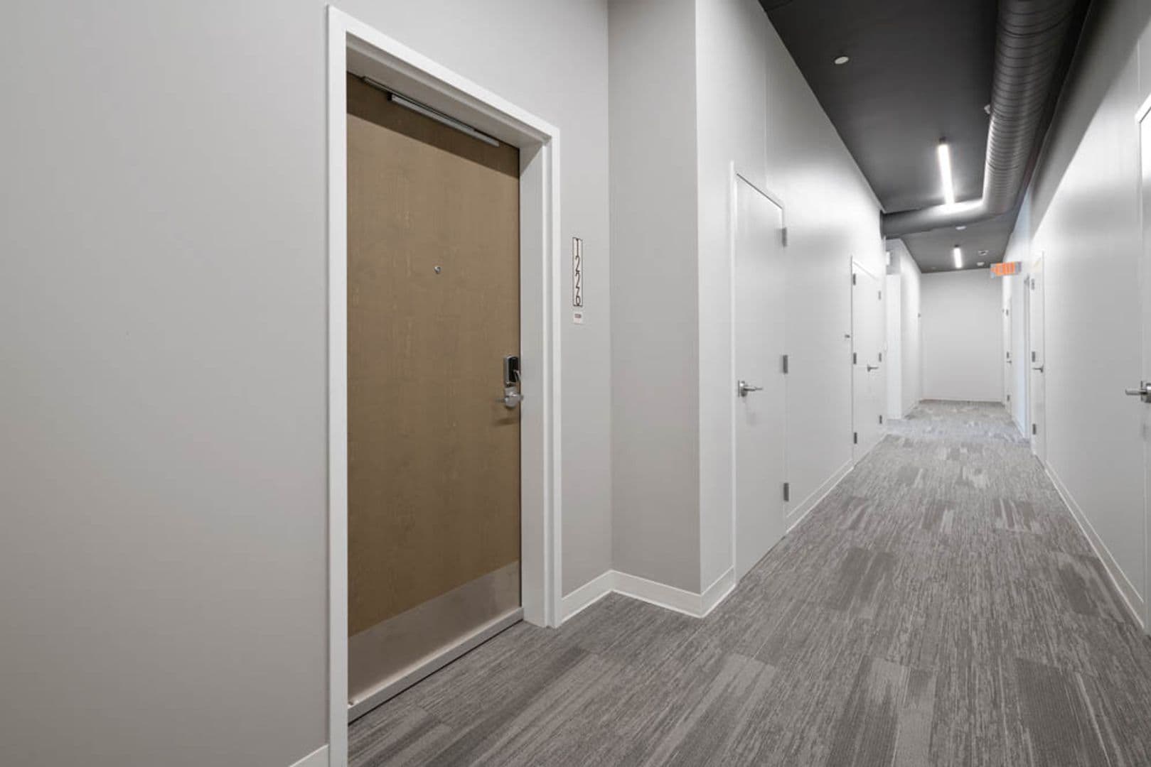 Stevens Point Apartment: 1020 Centerpoint Drive