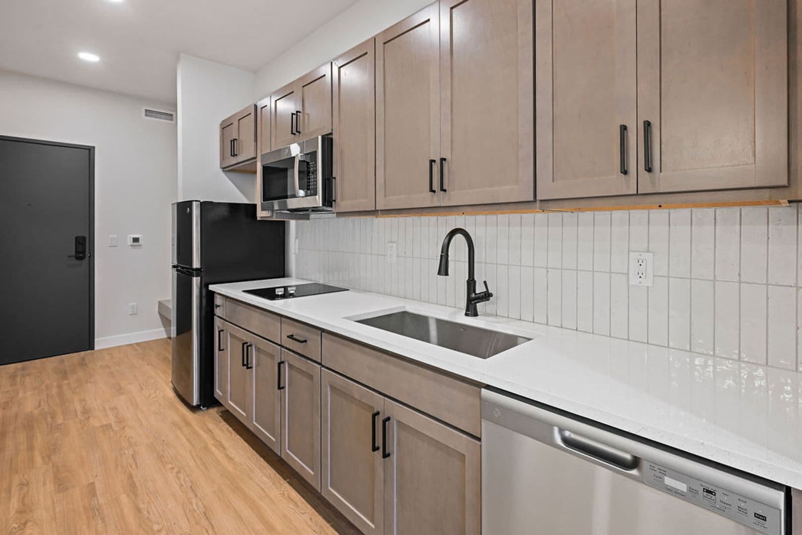 Appleton Apartment: 115 E. Washington St.