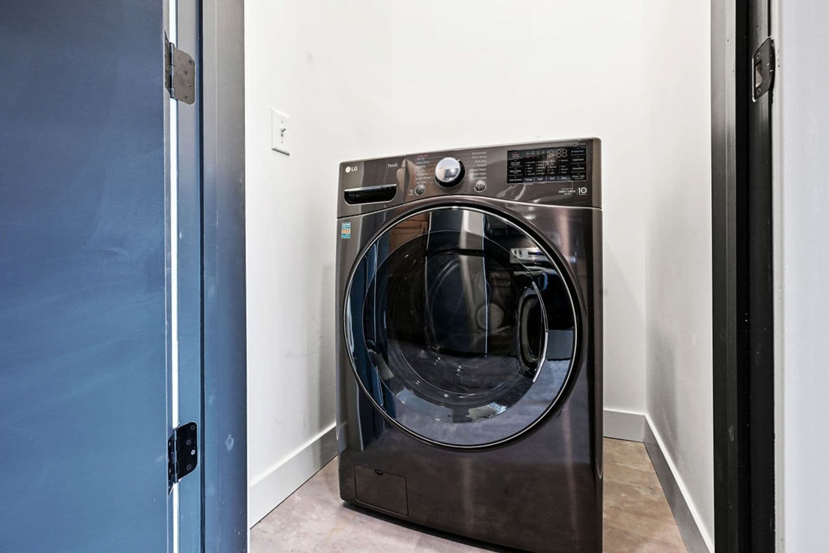 Burlington Apartment: 424 North 3rd Street
