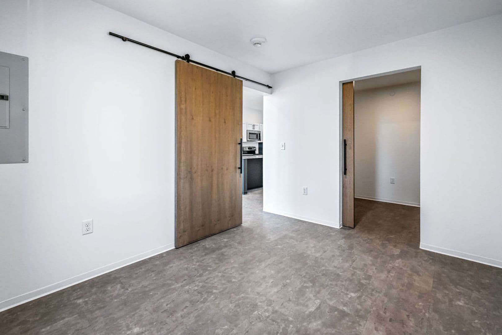 Stevens Point Apartment: 1020 Centerpoint Drive