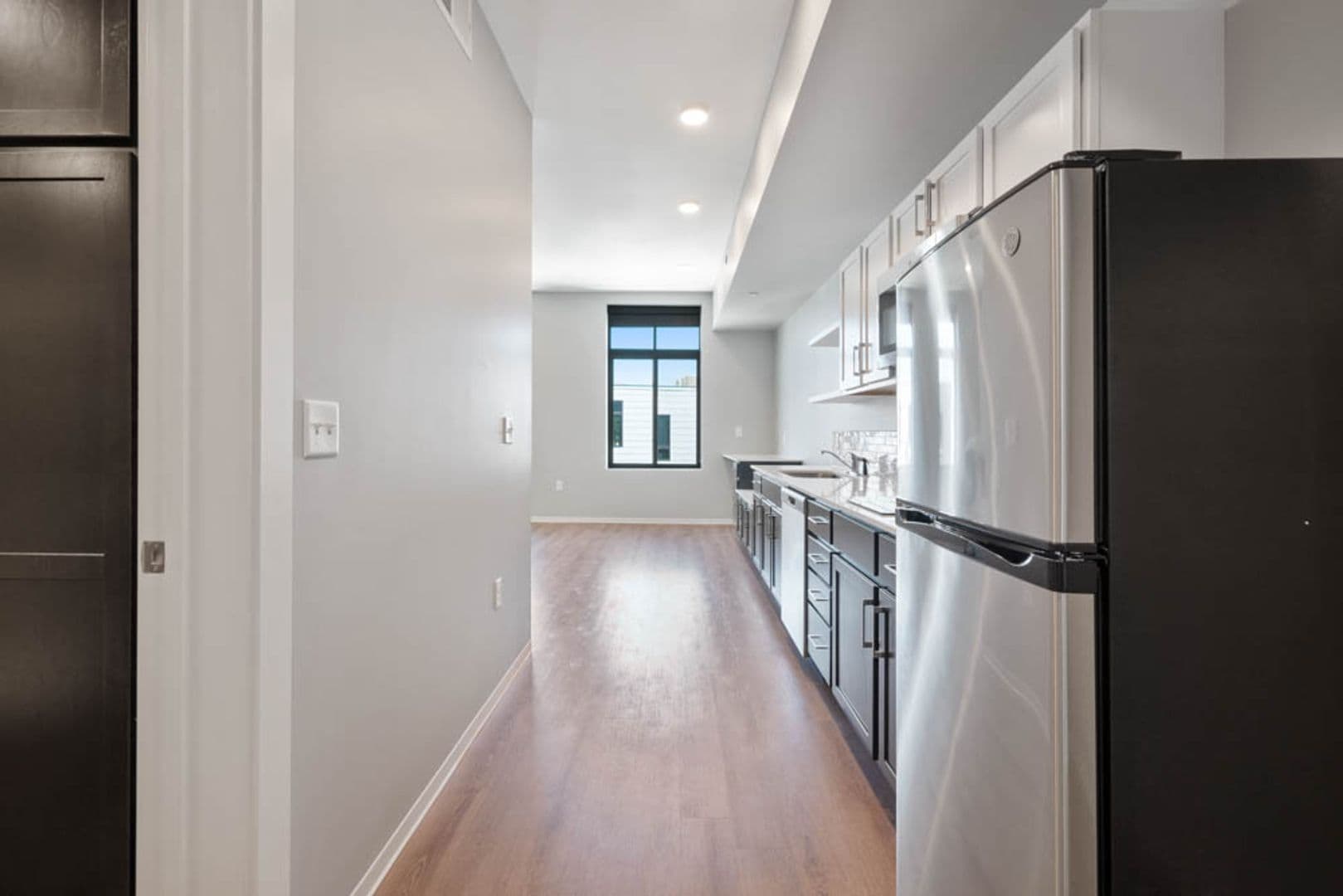 Stevens Point Apartment: 1020 Centerpoint Drive