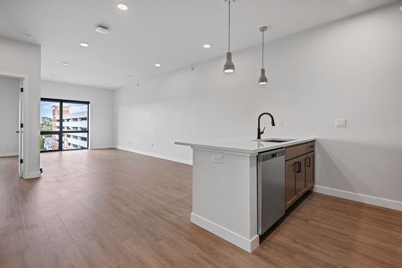 Appleton Apartment: 115 E. Washington St.