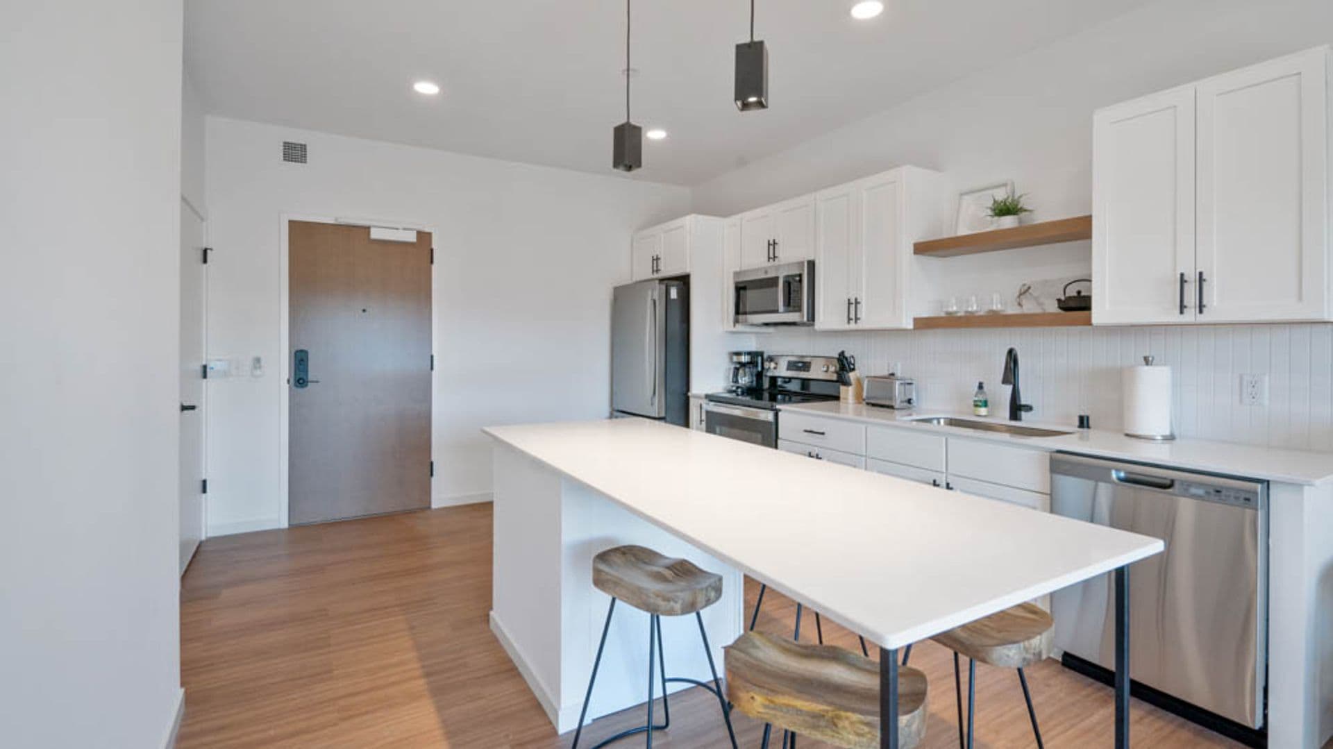 Eau Claire Apartment: 100 N Farwell Street