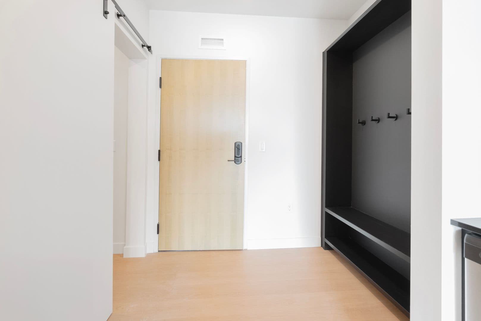Oshkosh Apartment: 417 Marion Road